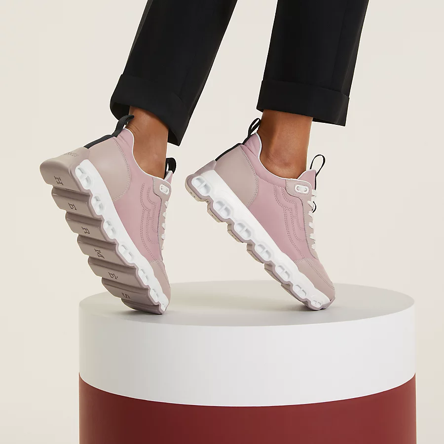Impulse sneaker