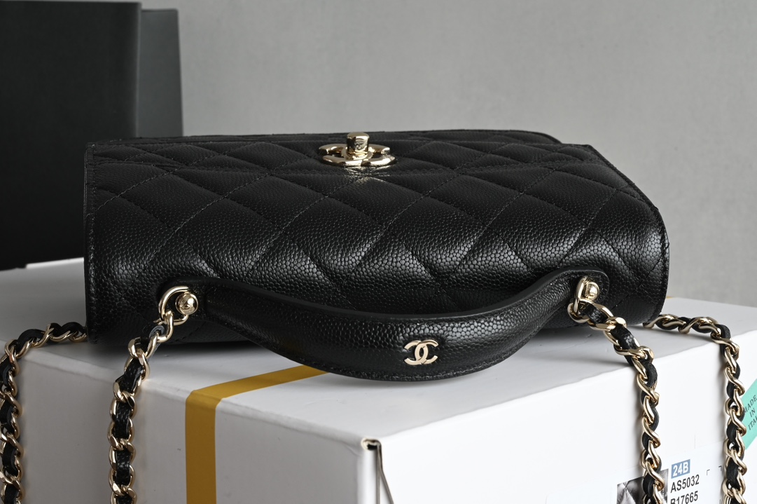 Classic Flap with Top Handle in Black Quilted Grained Calfskin (Caviar) with Light Gold-Tone Hardware - Mocuir