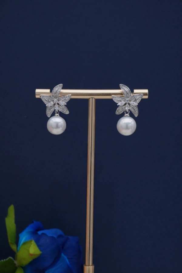S925 Sterling Silver Freshwater Pearl Earrings