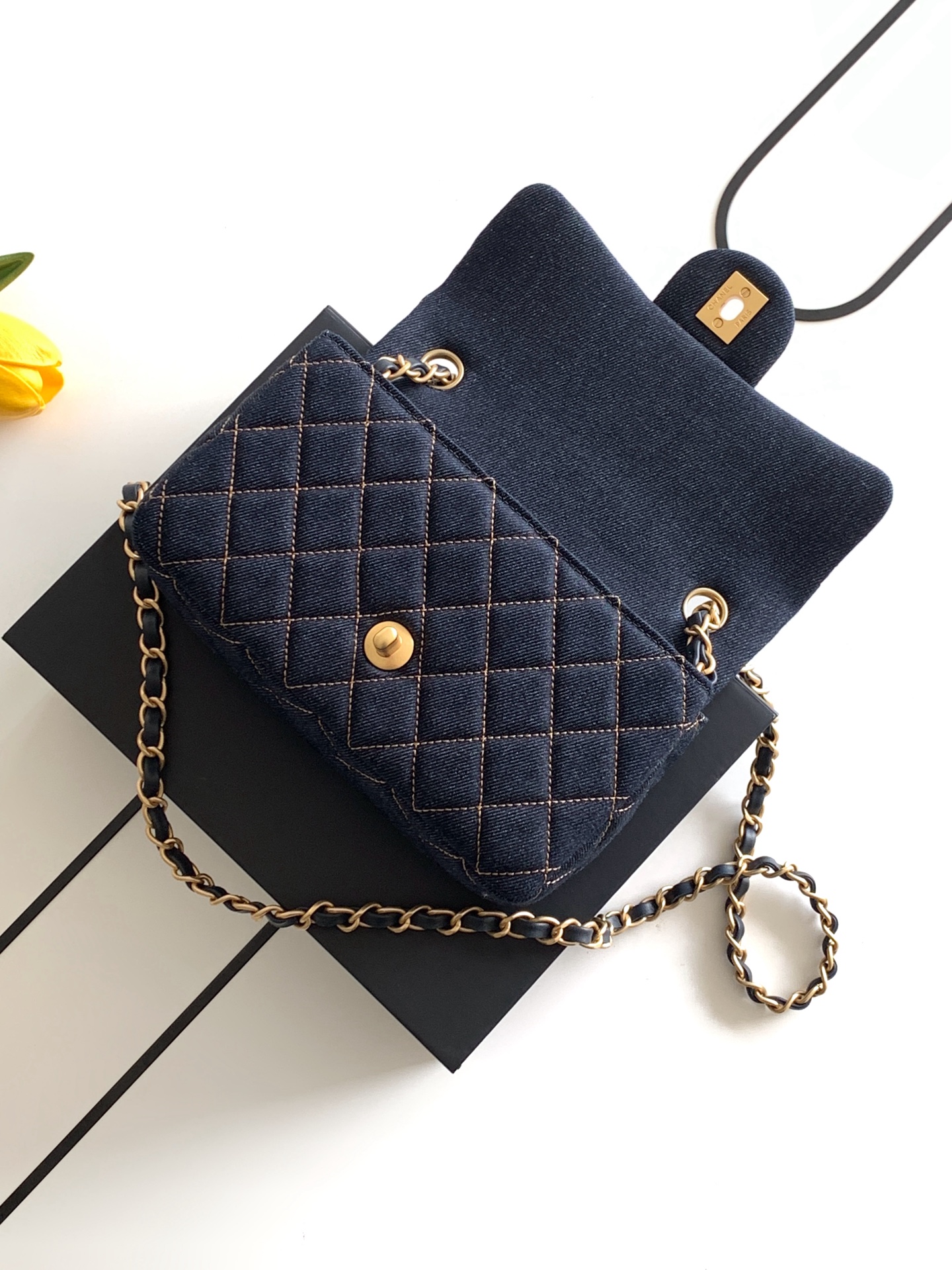 Classic Flap (CF) Large Mini in Dark Blue Denim with Gold Hardware (Model A01112, 25C26P Pre-Collection) - Mocuir