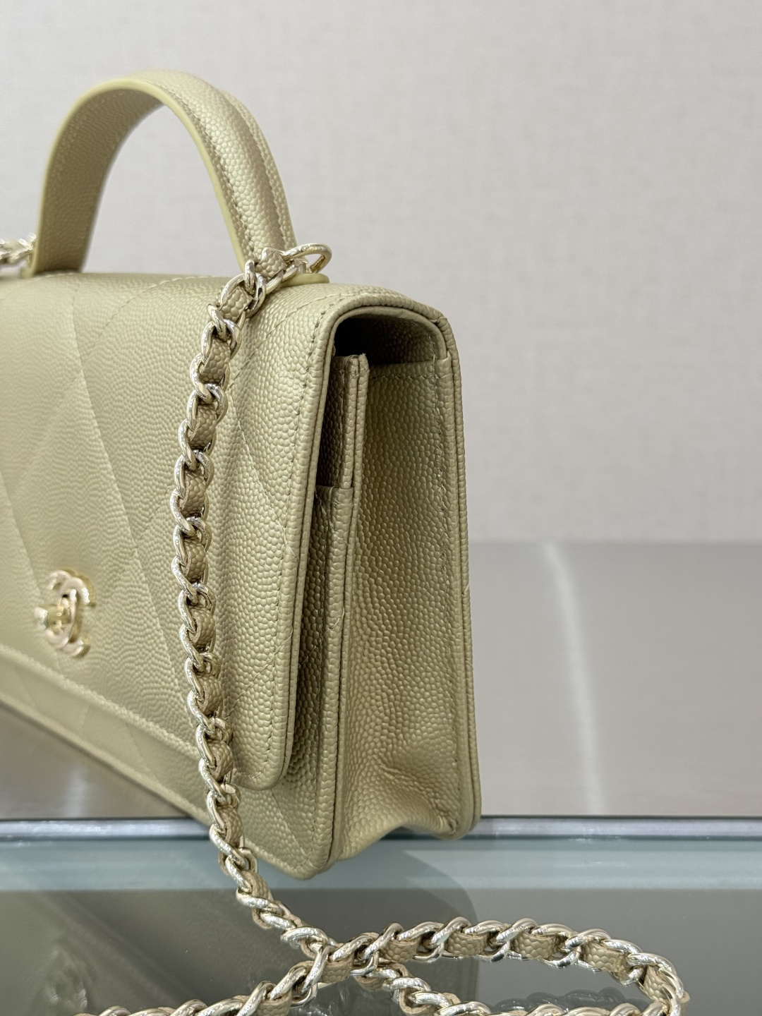 Classic Wallet On Chain with Top Handle（Light Olive Green） - Mocuir