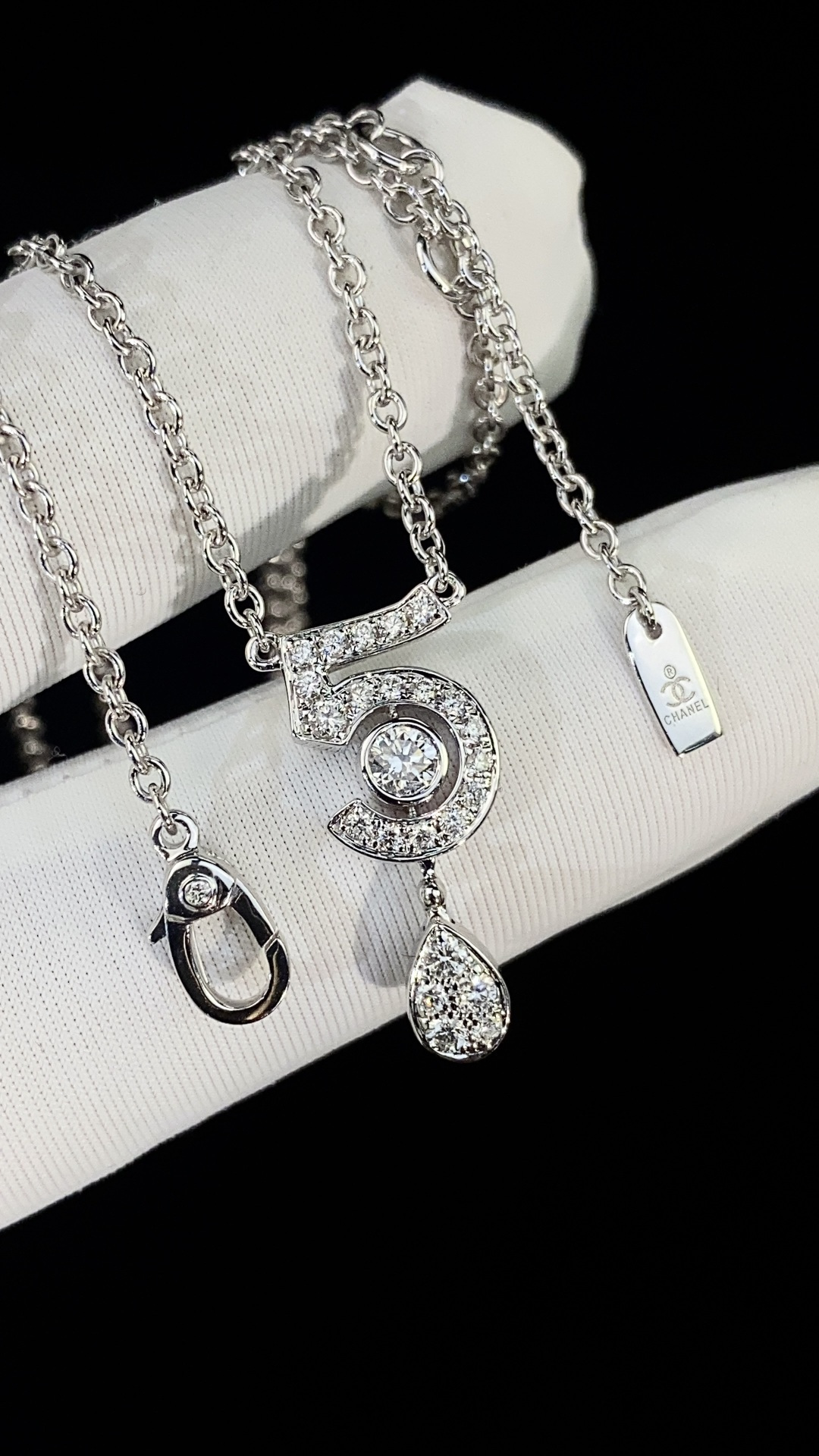 No.5 Drop Diamond Necklace