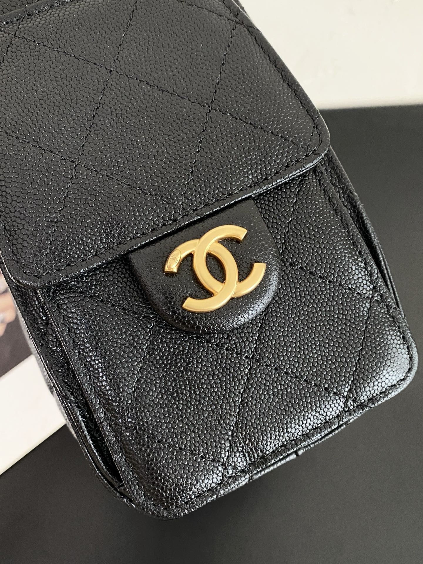 25K Quilted Caviar Leather Bucket Bag with Gold-Tone Hardware - Mocuir