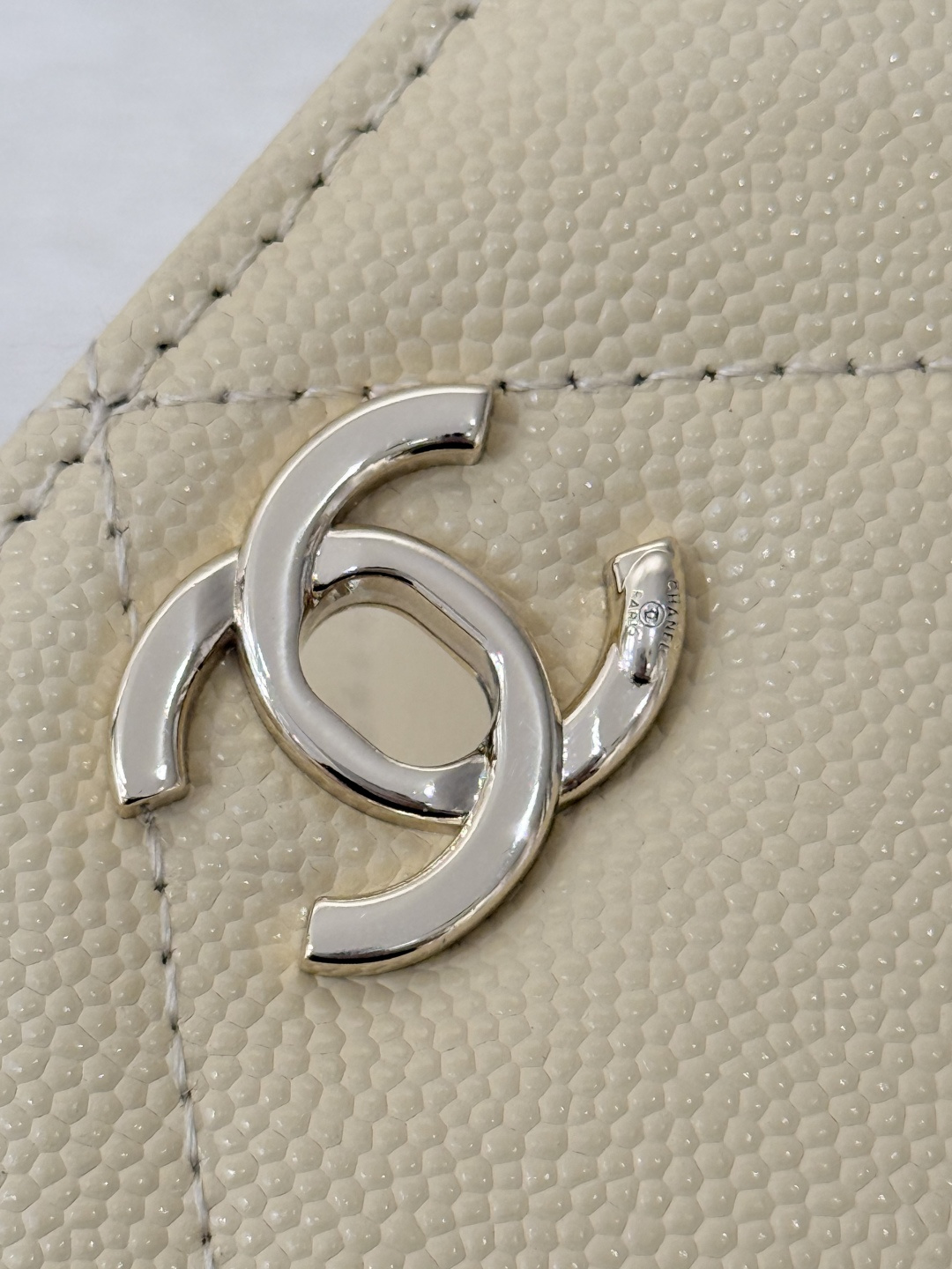 Classic Wallet On Chain with Top Handle（Light Khaki） - Mocuir