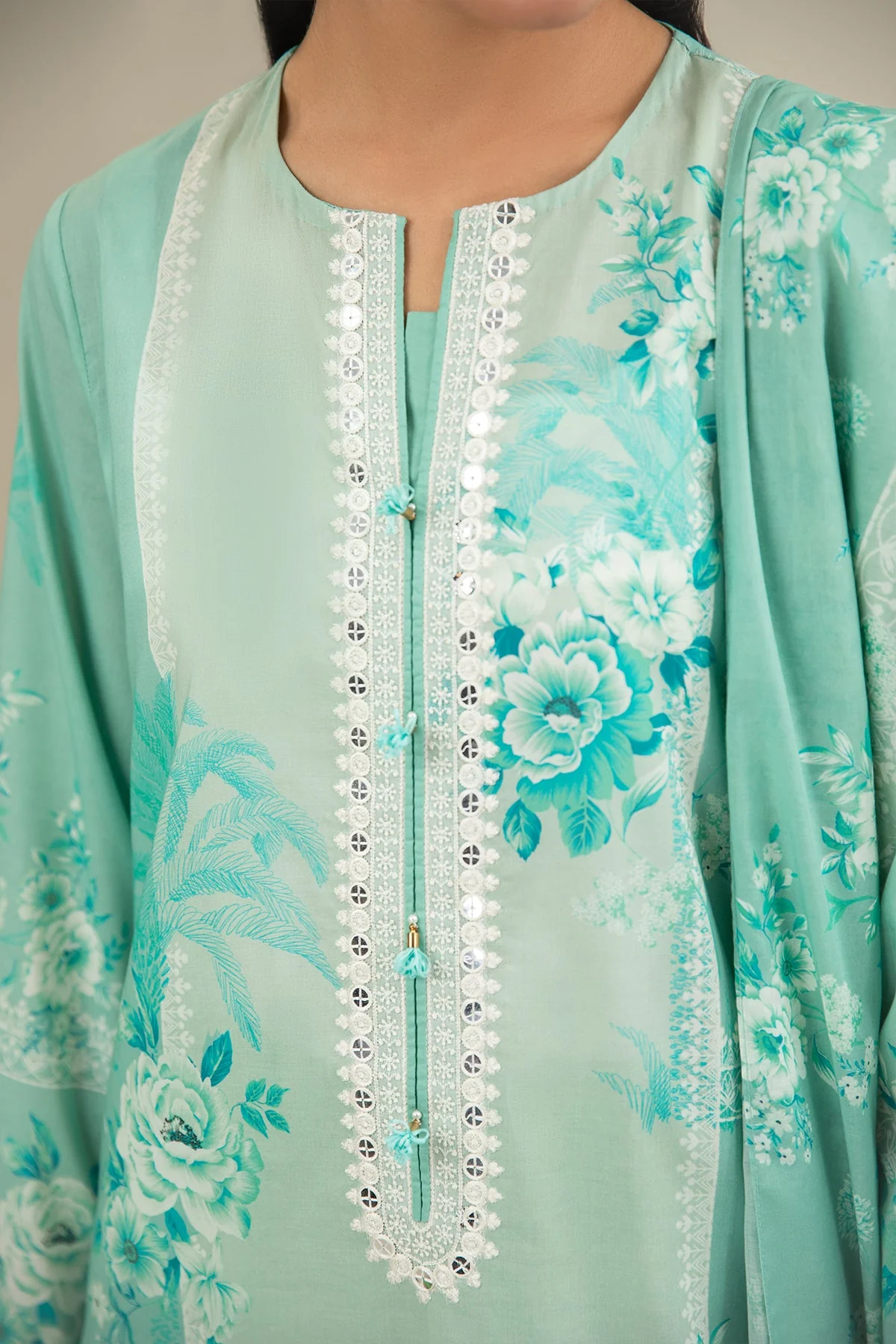 LAWN | PRINTED