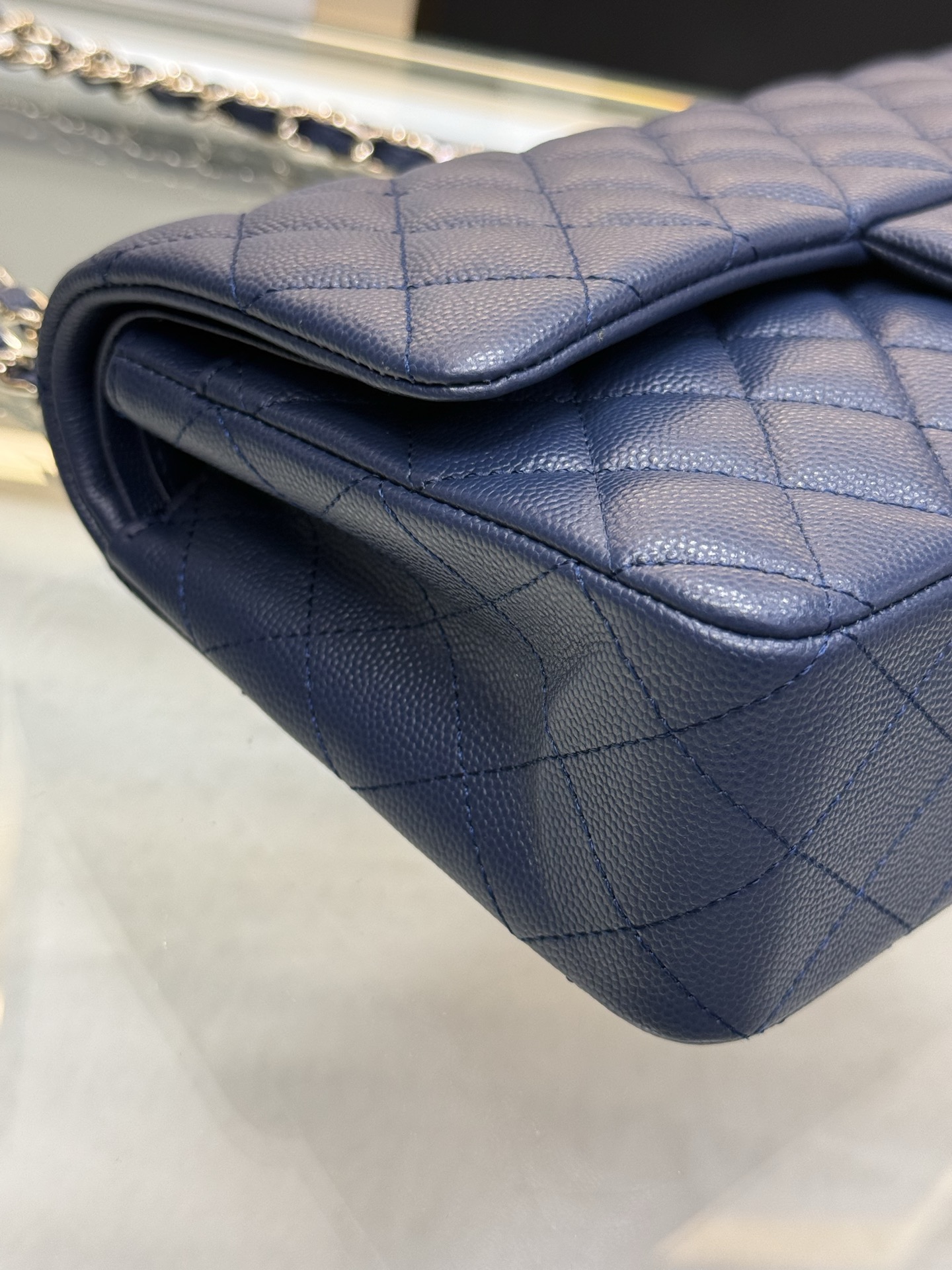 Classic Flap Bag（Navy Blue） - Mocuir