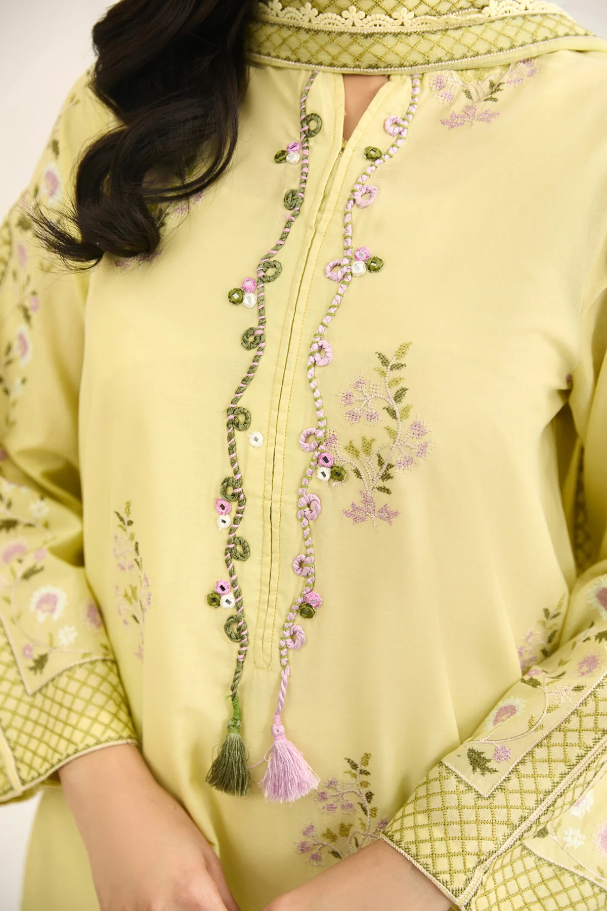 LAWN | EMBROIDERED