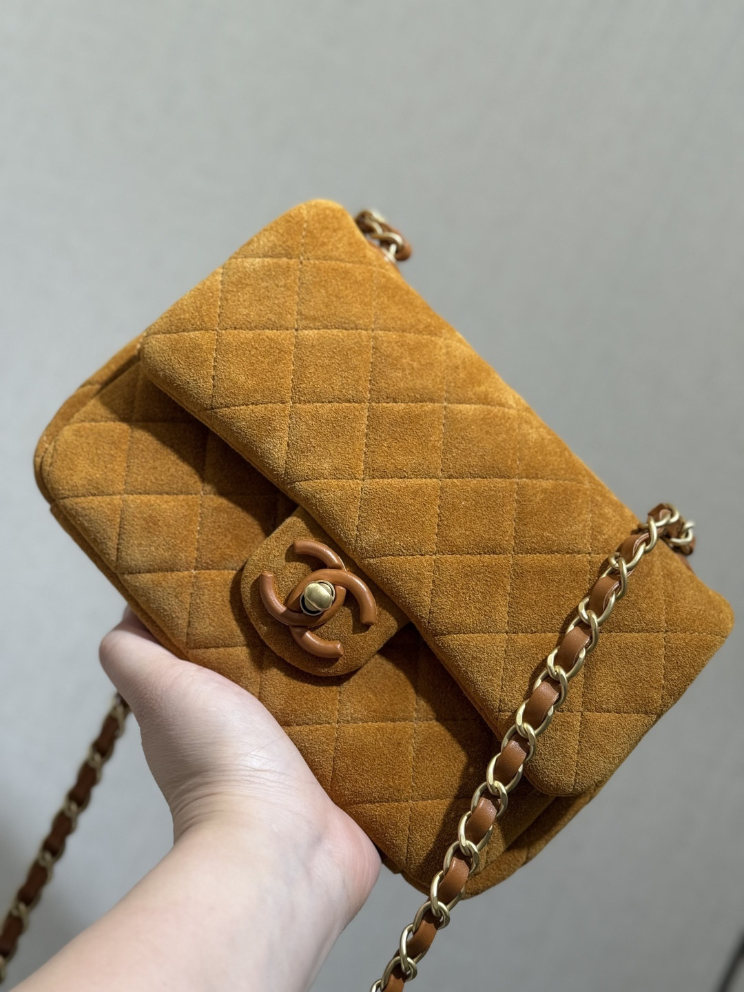 26C Cruise Mini Flap Bag in Caramel Mocha Suede Calfskin with Gold-Tone Hardware (Model AS5989) - Mocuir