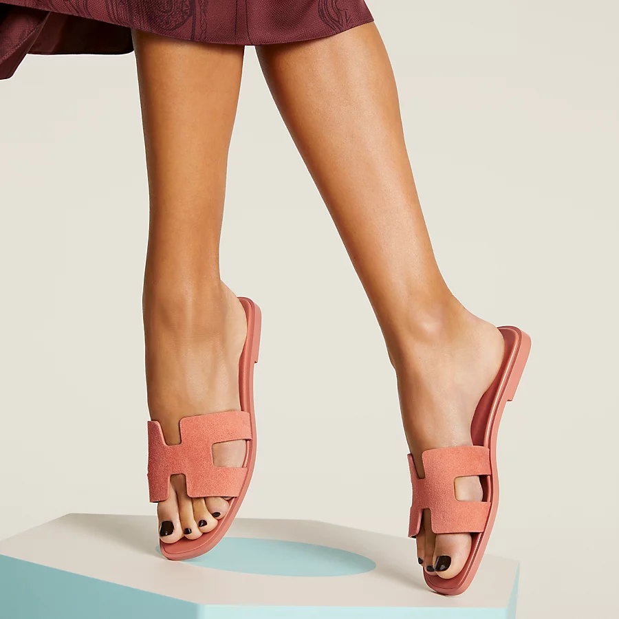 Oran sandal