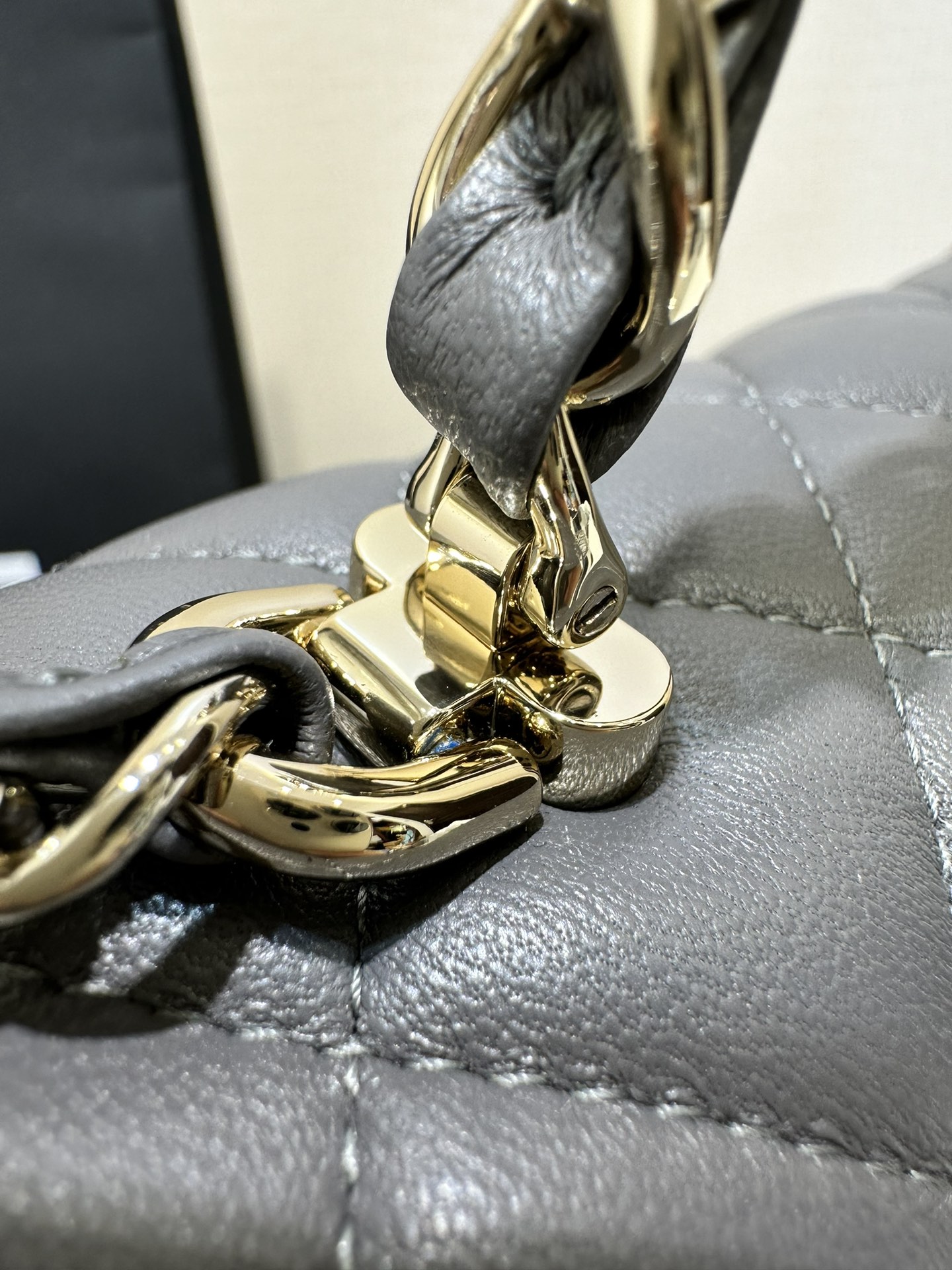 Mini Flap Bag with Top Handle（Gray） - Mocuir