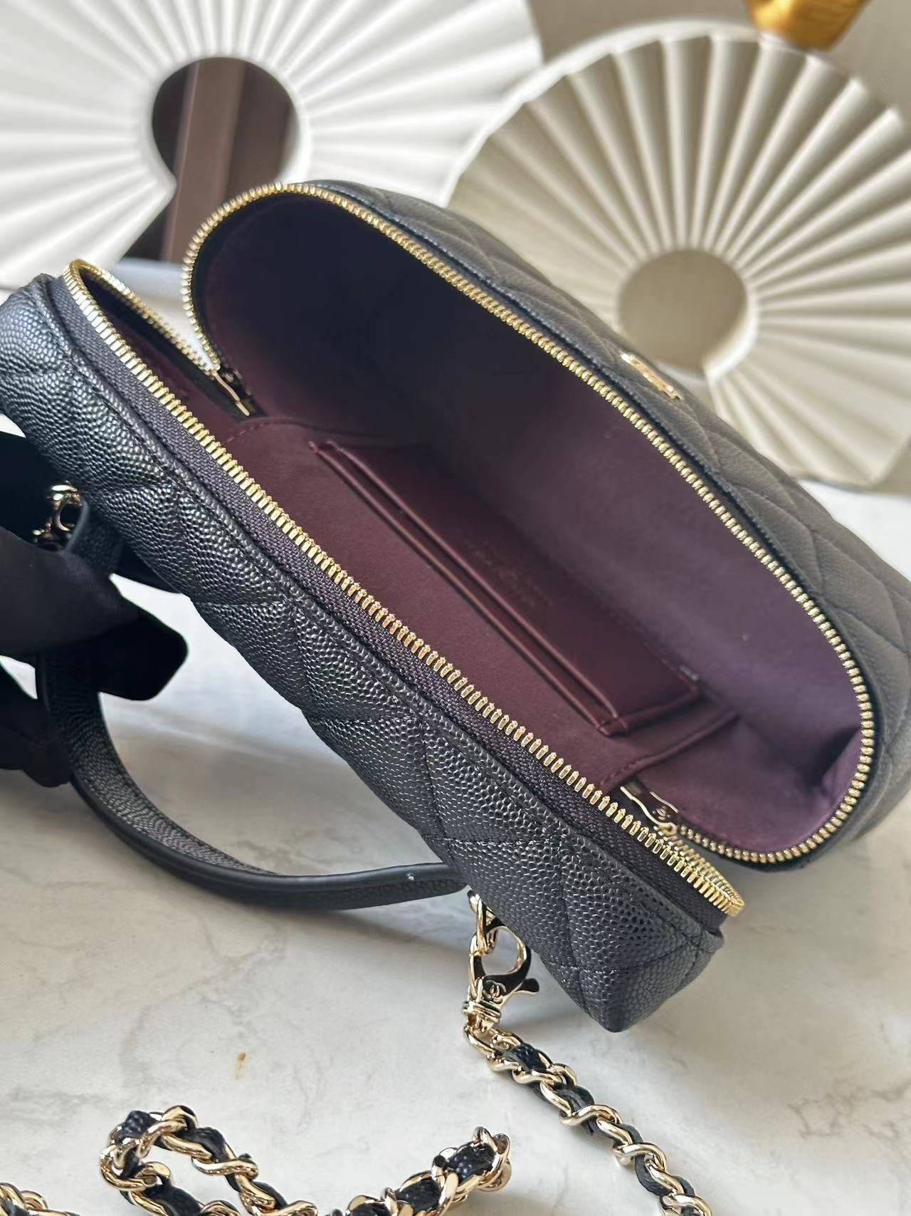 Black Caviar Quilted Long Vanity Case (LP Style) with Gold Hardware - Mocuir