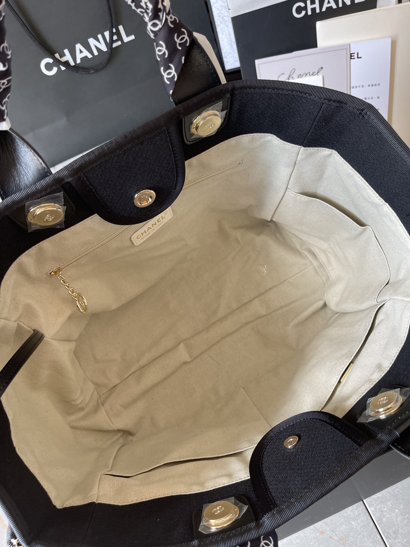 Deauville Large Canvas Tote Bag with Gold-Tone Hardware - Mocuir