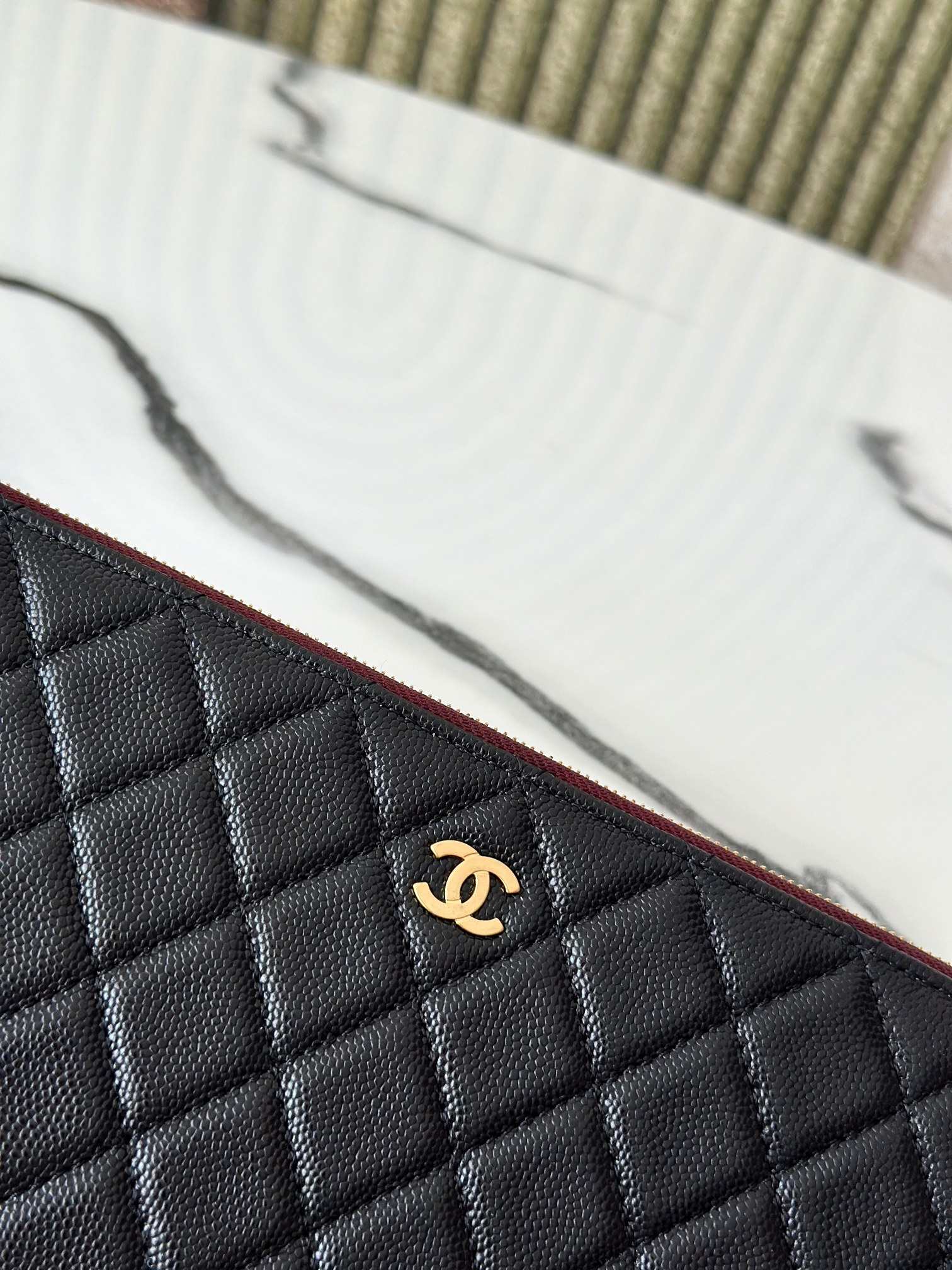 Classic Quilted Caviar Large Zip Pouch Document Case in Black with Gold-Tone Hardware - Mocuir