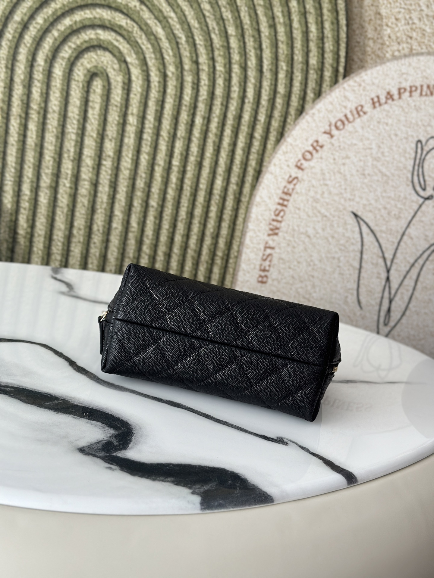 Classic Quilted Caviar Curvy Pouch Cosmetic Case in Black with Gold-Tone Hardware - Mocuir