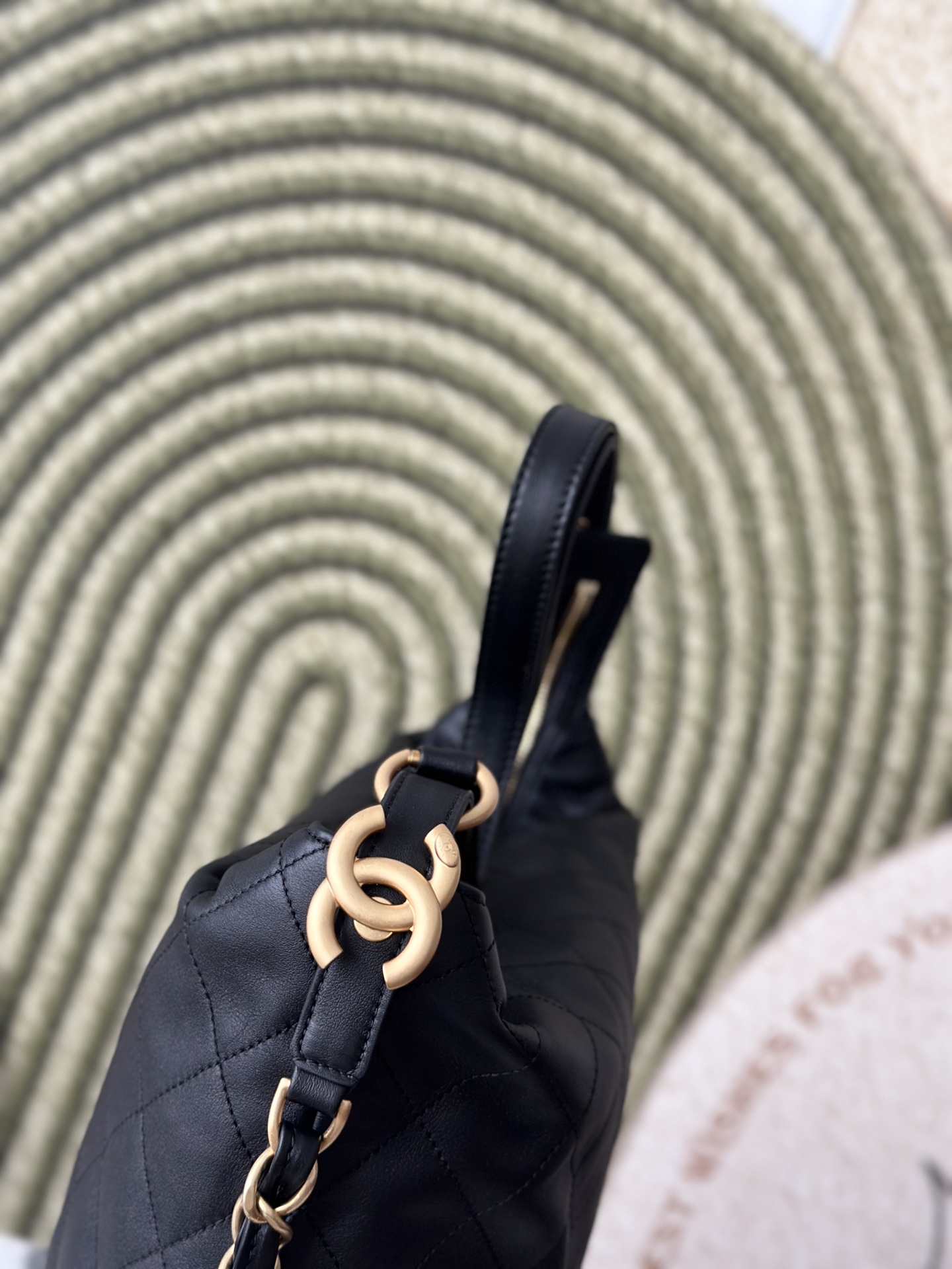 Quilted Calfskin Large Hobo Bag in Black Calfskin with Gold-Tone Hardware - Mocuir