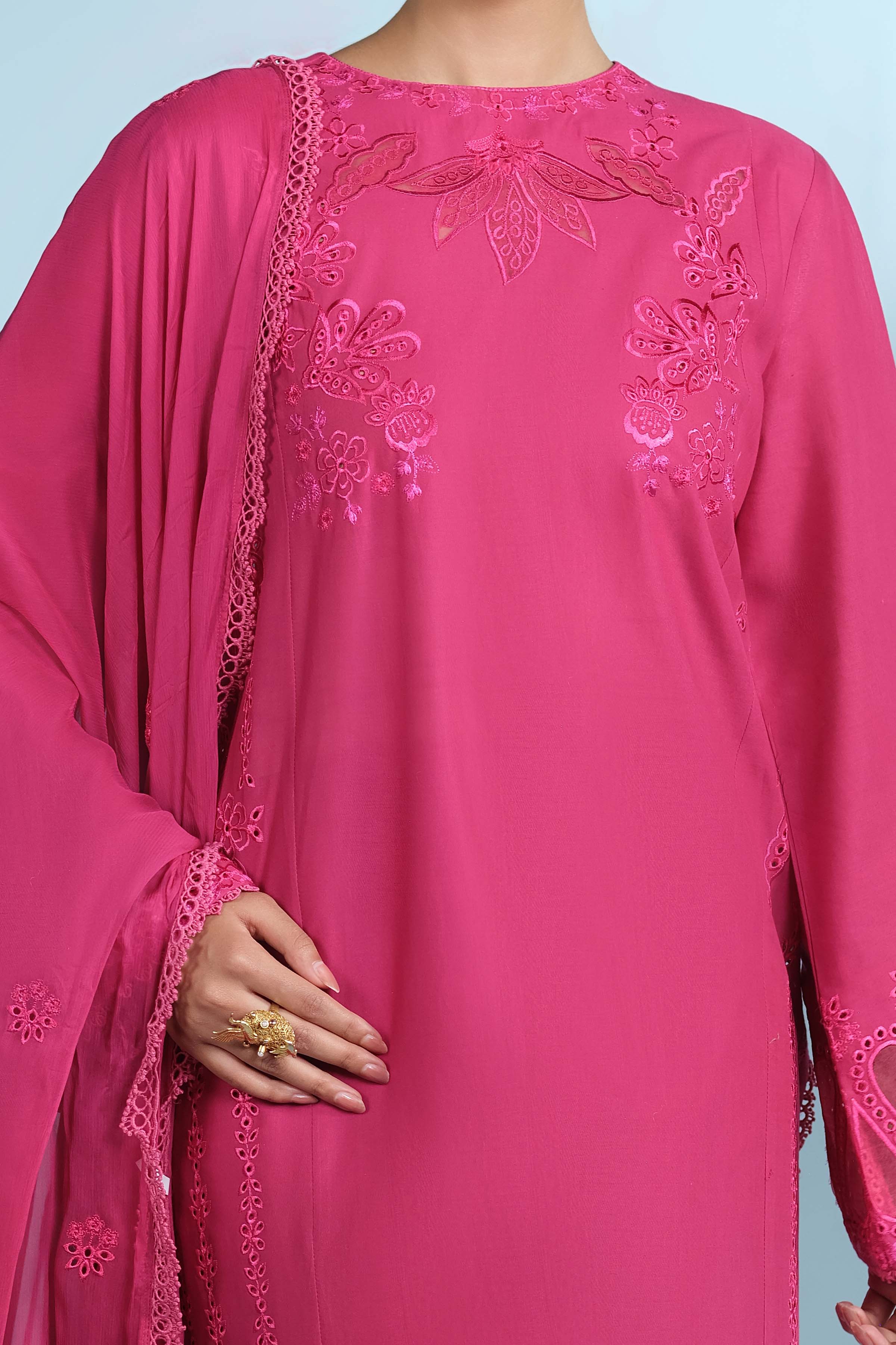 LAWN | EMBROIDERED