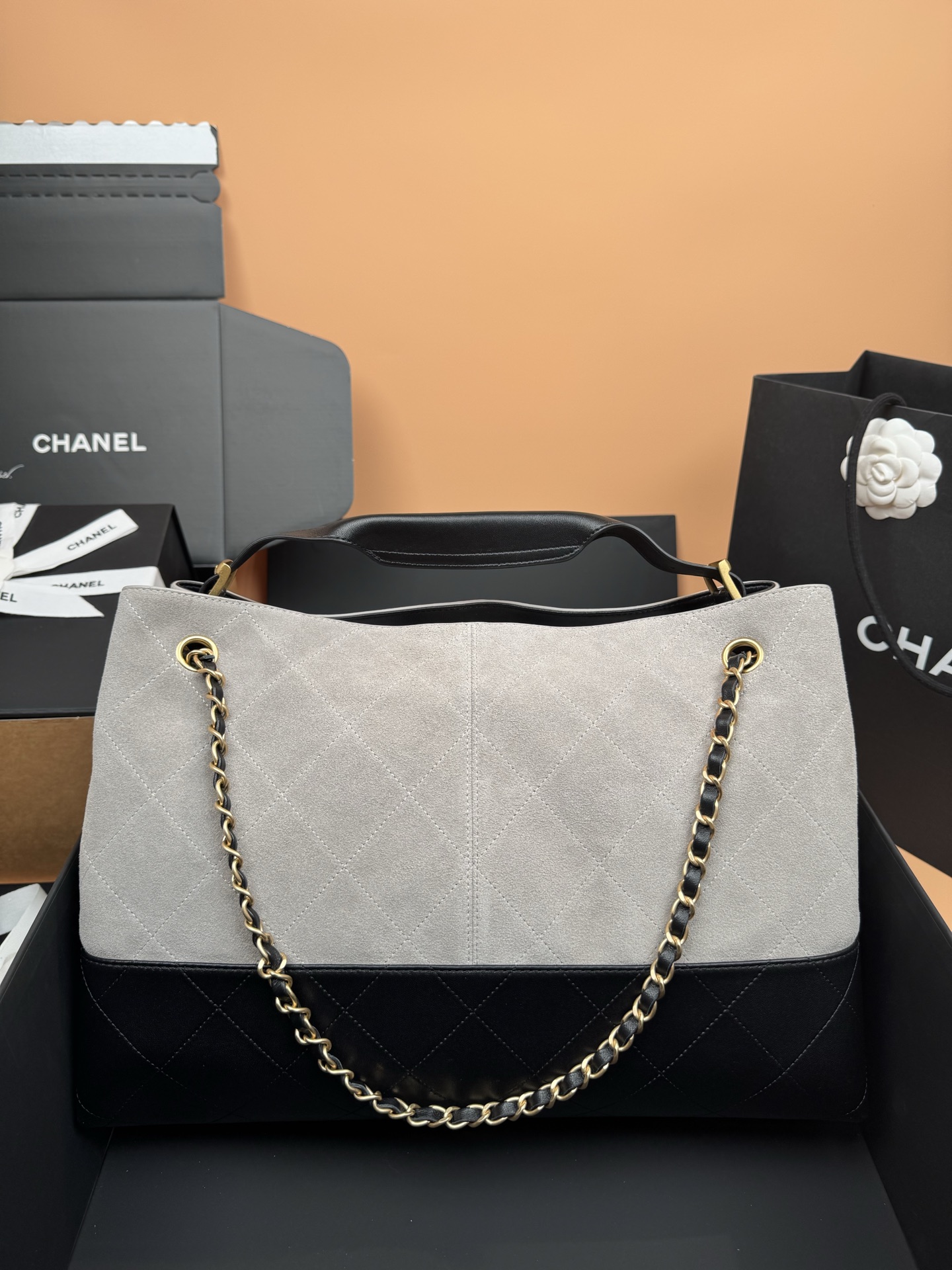 19 Large Tote Bag - Mocuir