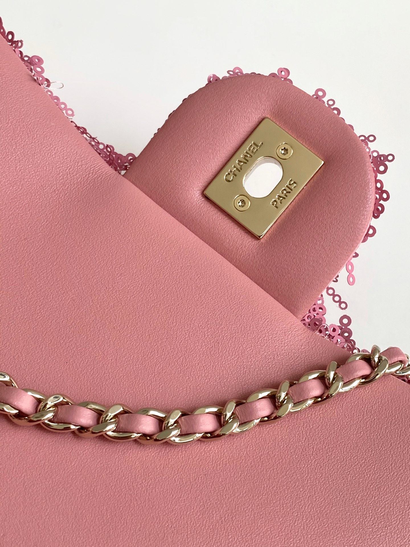 2025 FallWinter Classic Flap Bag in Bright Pink Sequins (AS4561) with Light Gold-Tone Hardware - Mocuir
