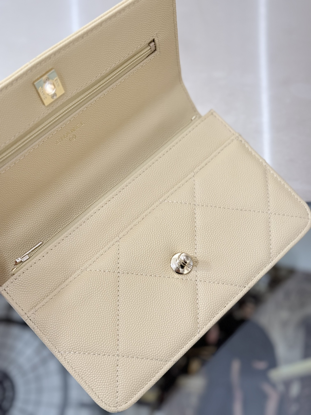 Classic Wallet On Chain with Top Handle（Light Khaki） - Mocuir