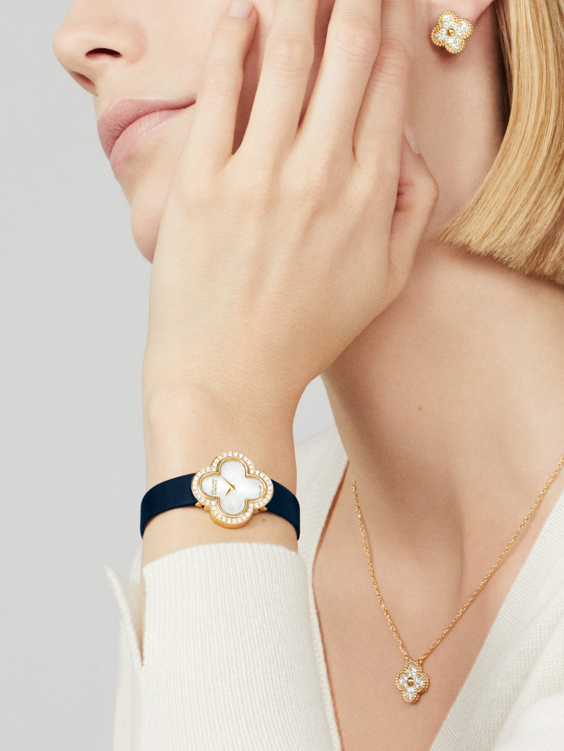 Vintage Alhambra earrings