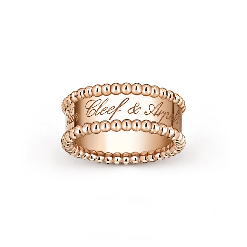 Perlee signature ring