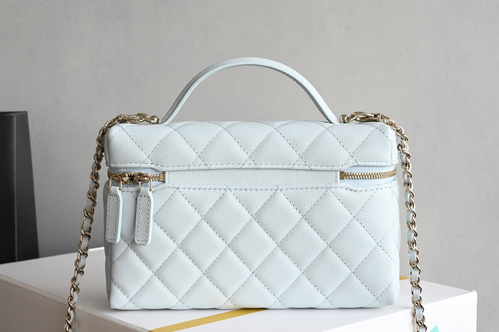 Small Vanity Case (LP Lunch Box Bag) in Baby Blue Quilted Caviar Calfskin with Light Gold-Tone Hardware (25C/25S Collection) - Mocuir