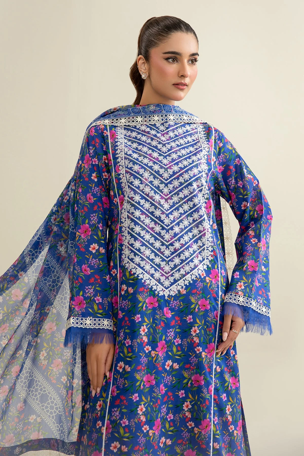 LAWN | EMBROIDERED