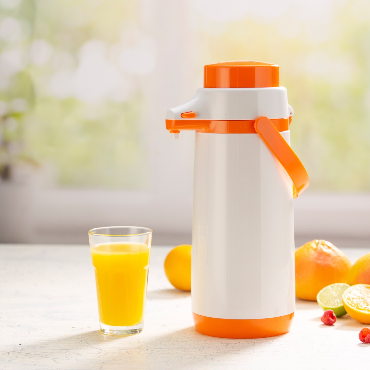 Termoska s pumpičkou FAMILY COLORI 1,7 l, oranžová