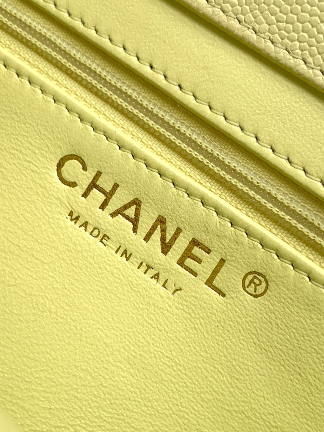 Preppy Coco Small Flap Bag (AS4818) in Light Yellow Grained Calfskin with Gold-Tone Hardware, 26P Pre-Fall Collection - Mocuir