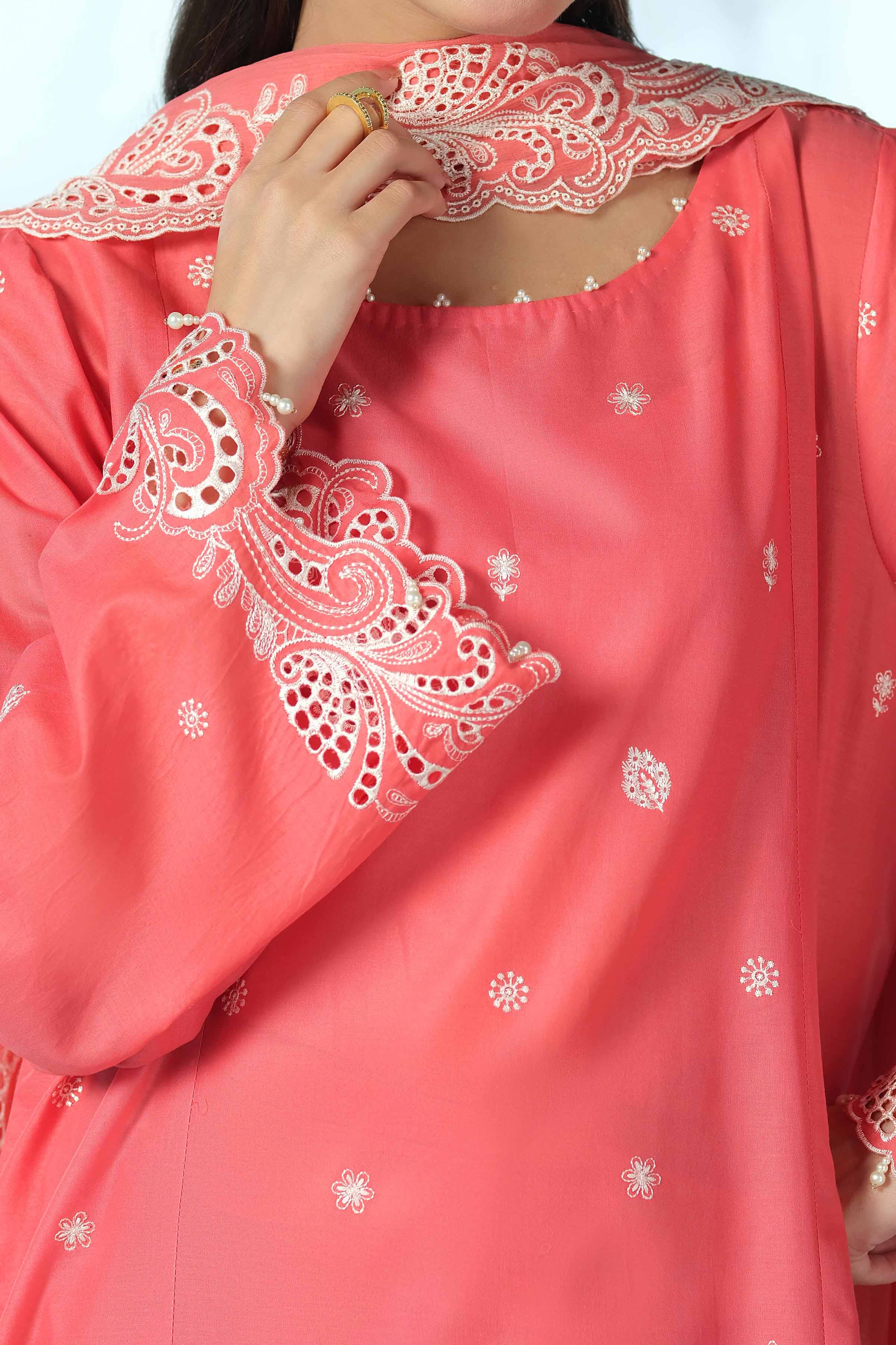 LAWN | EMBROIDERED