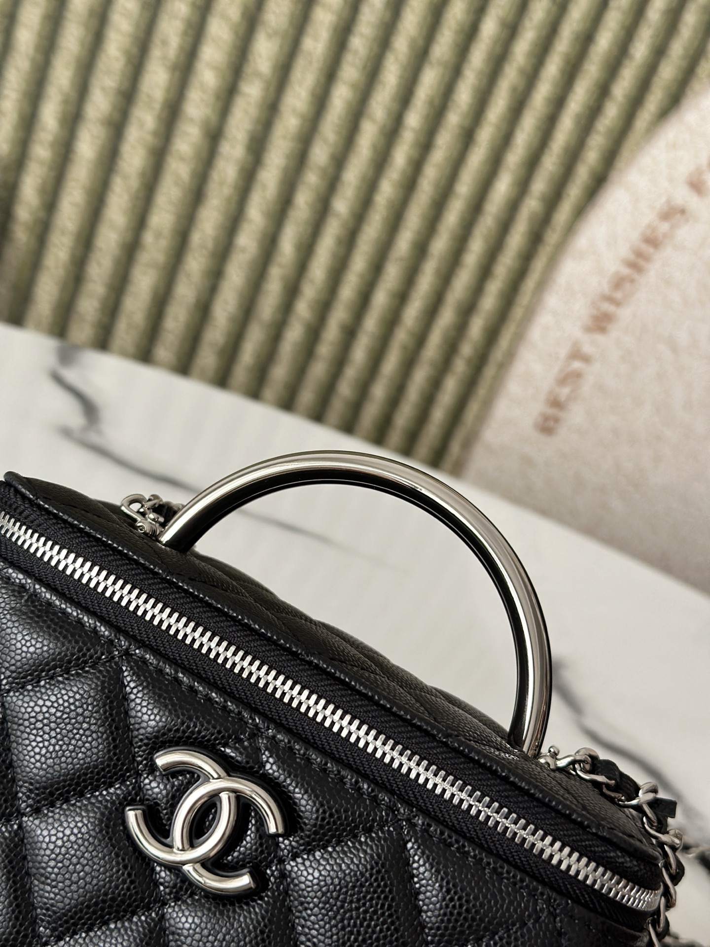 Black Caviar Quilted Vanity Case with Silver Metal Handle & Silver Hardware - Mocuir