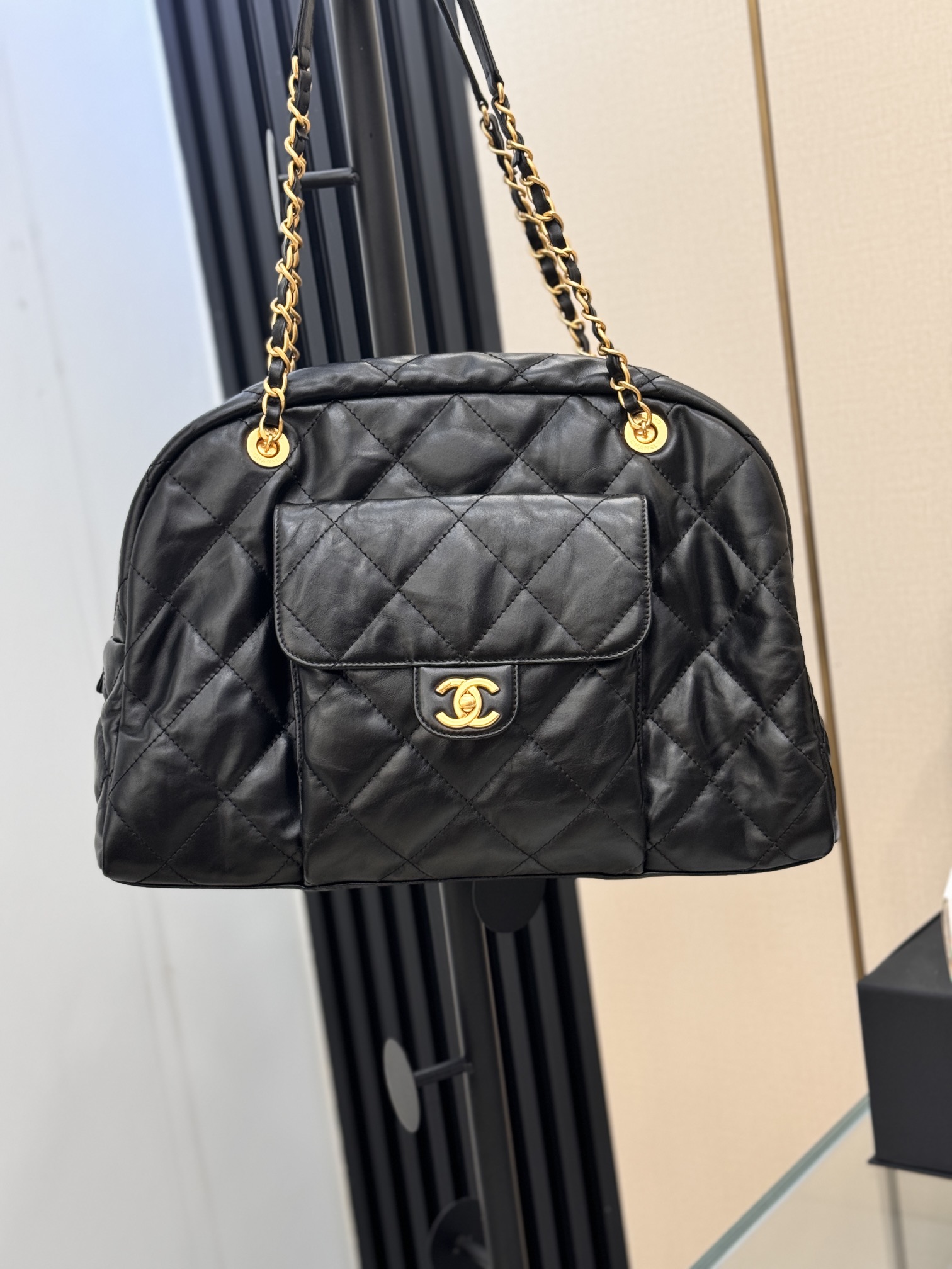 Quilted Waxed Calfskin Bowling Bag with Gold-Tone Hardware - Mocuir