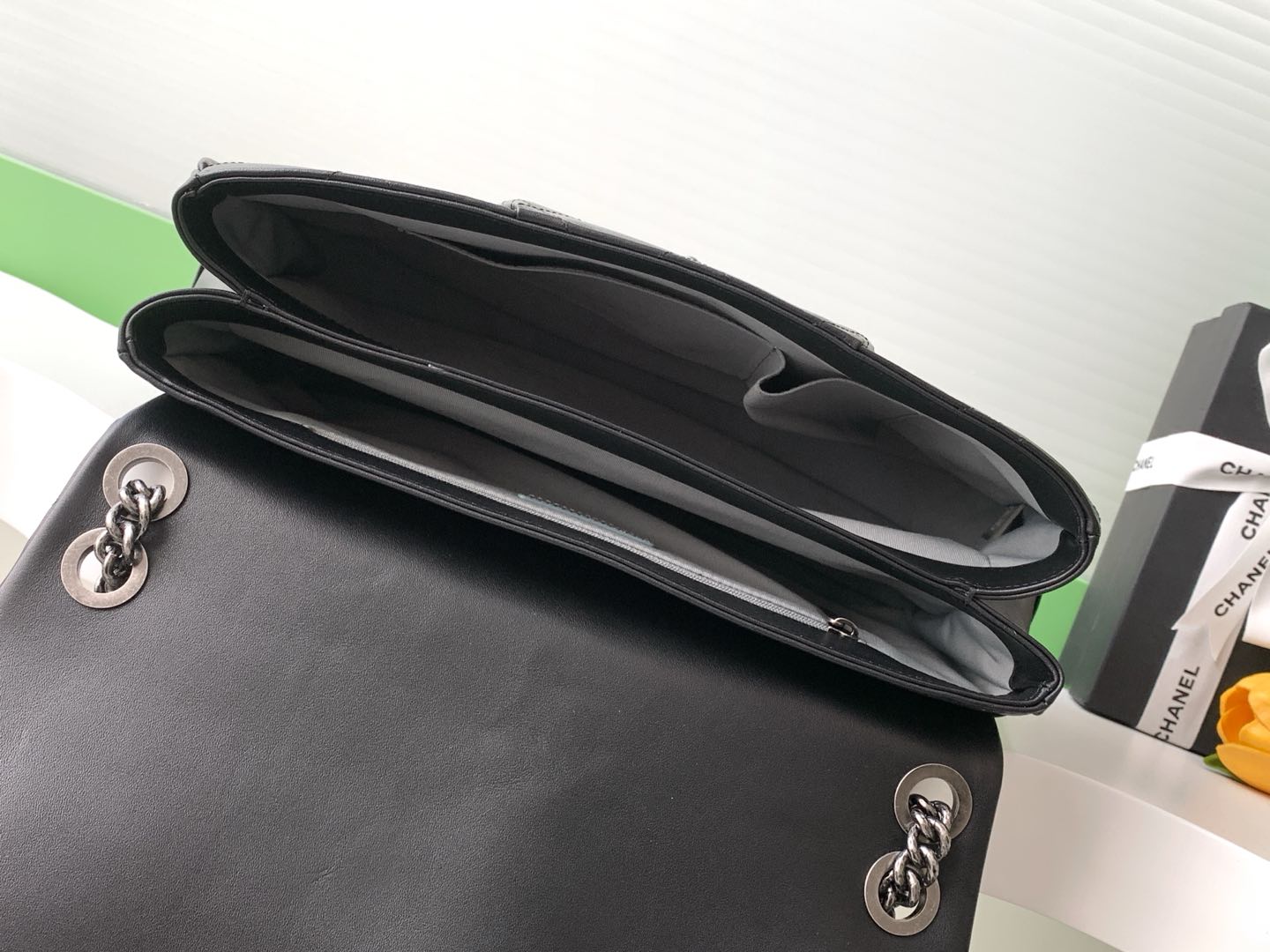 A6391 Maxi Soft Flap Bag in Black Quilted Aged Calfskin with Silver-Tone Hardware - Mocuir