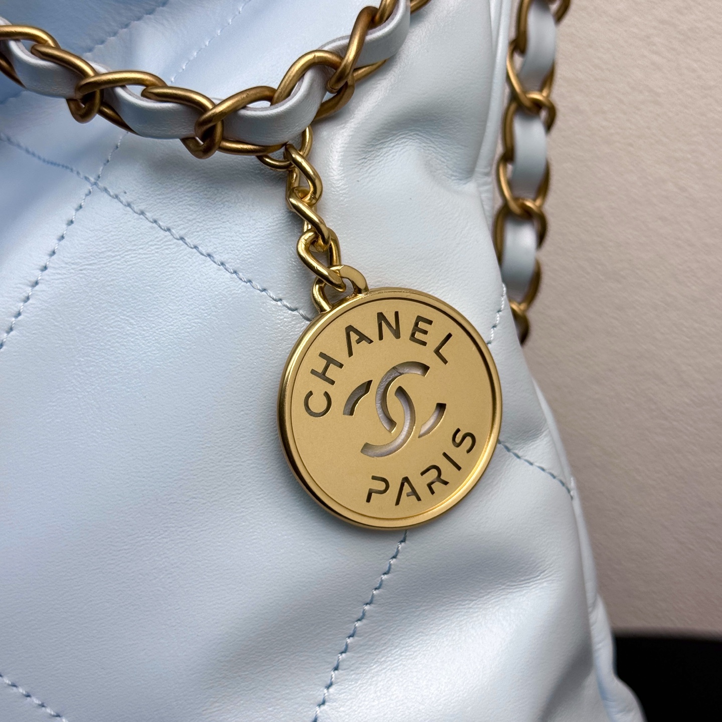 22 Bag Quilted Shiny Calfskin in Light Blue (Gold Hardware) - Mocuir