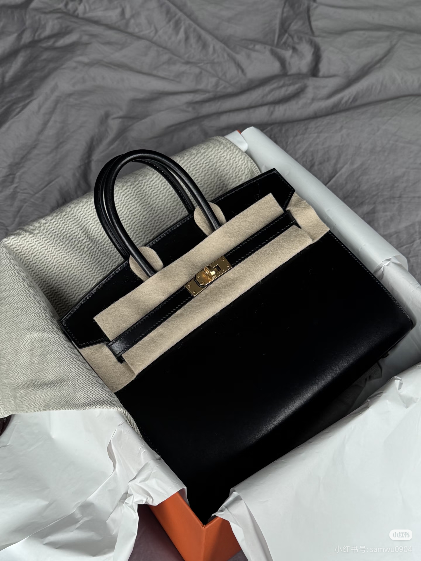 Birkin 25-35 BOX Leather Black Gold Hardware Custom