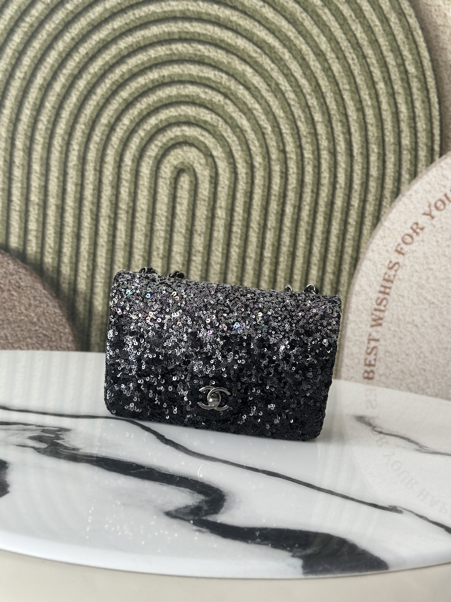 25C Iridescent Sequin Classic Flap - Mocuir