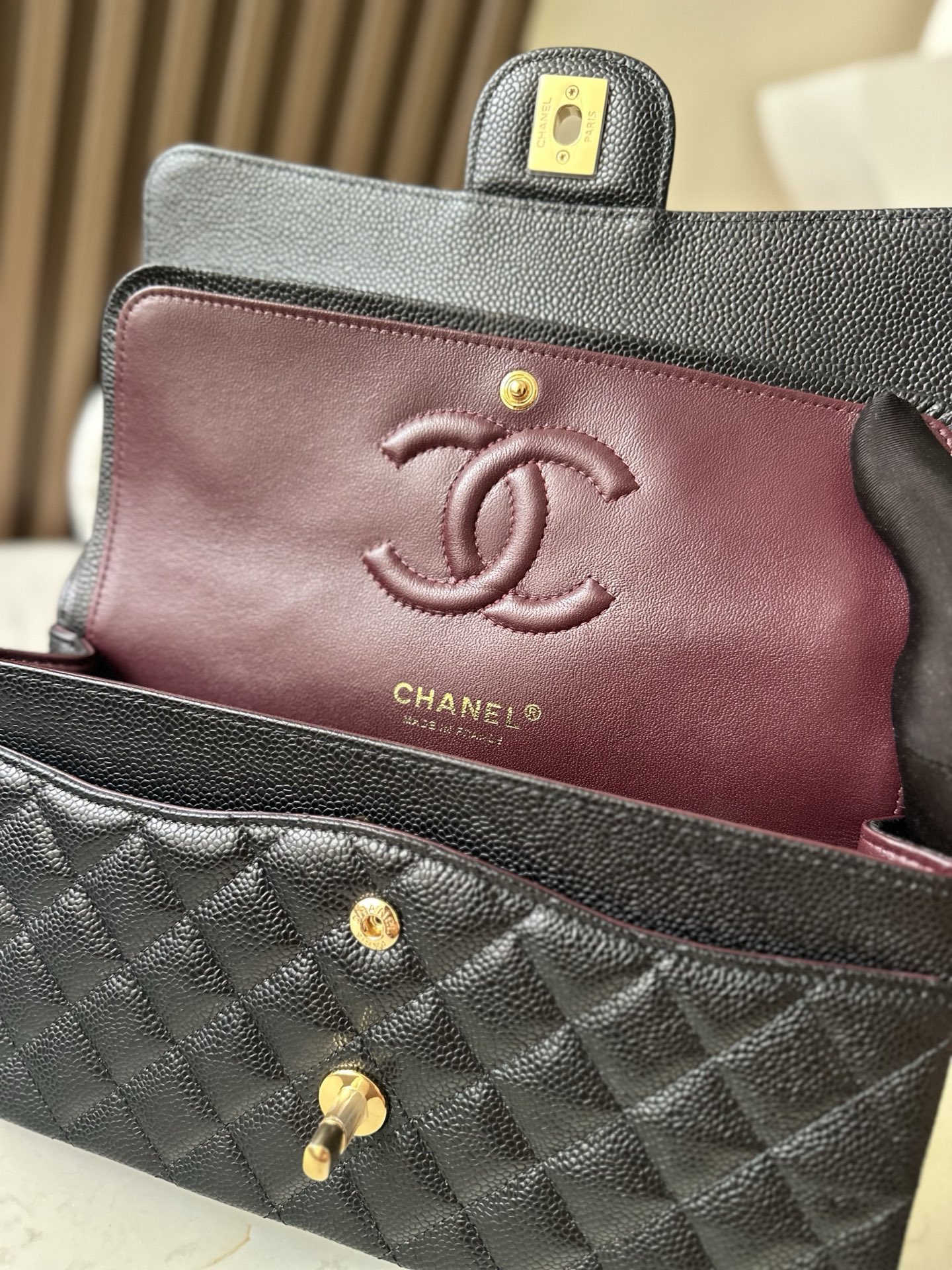 Black Caviar Quilted Medium Classic Flap Bag with Gold Hardware - Mocuir