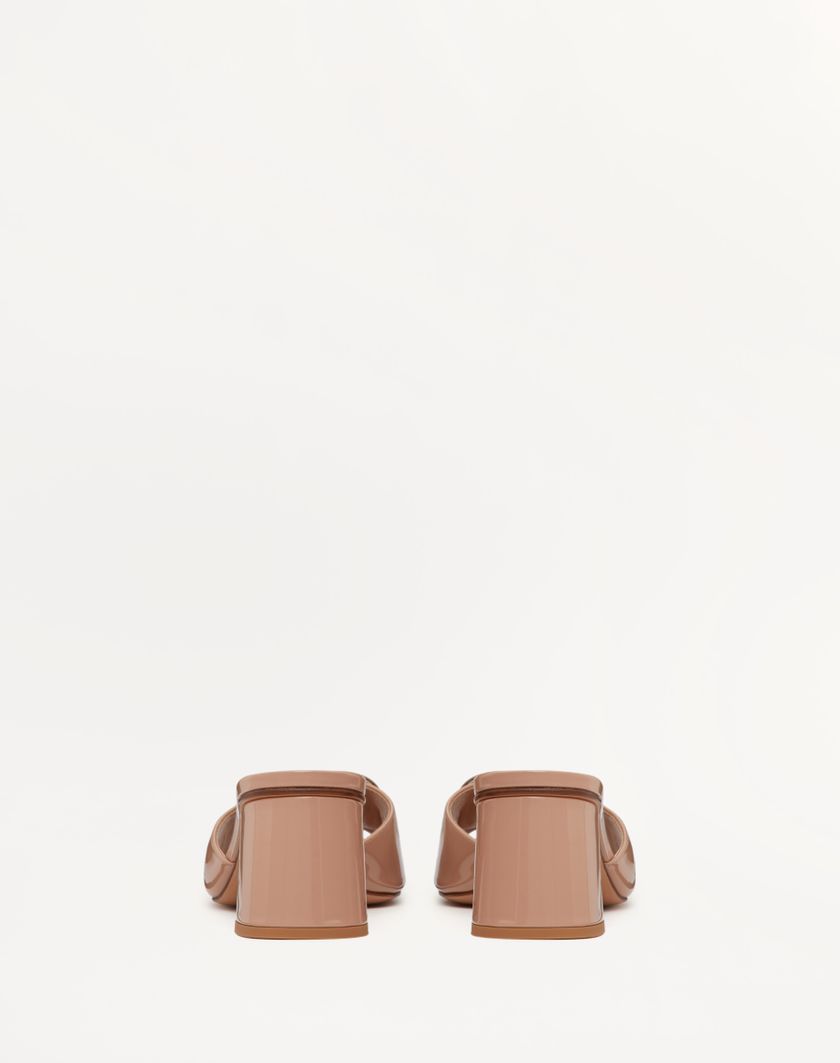 VLOGO SIGNATURE PATENT LEATHER SLIDE SANDAL 60MM