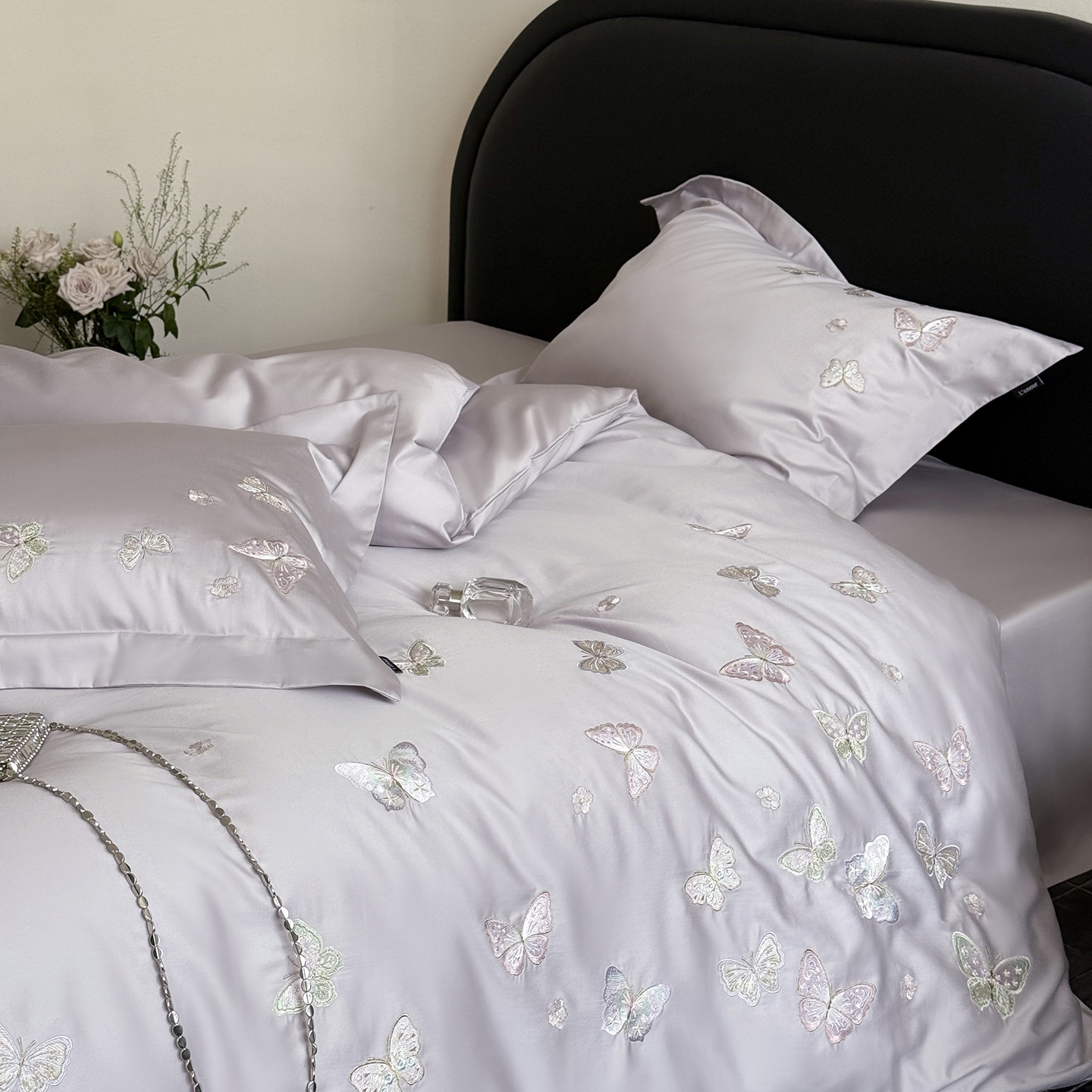 Cotton long-staple cotton four-piece cotton embroidered quilt cover bedding set of 4