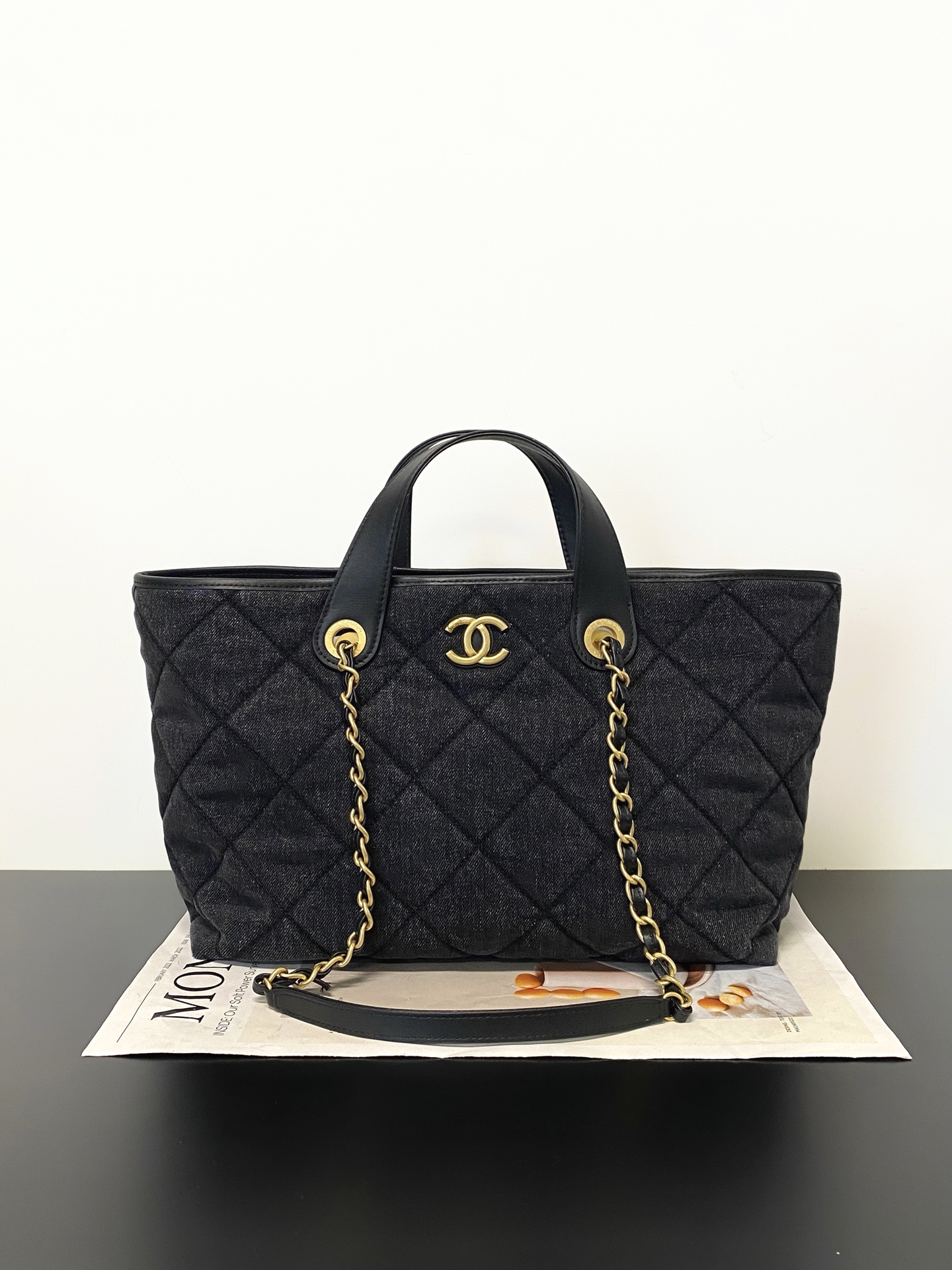 26C Denim Tote Bag in Black Washed Denim with Antique Gold Hardware (Model AS5640) - Mocuir