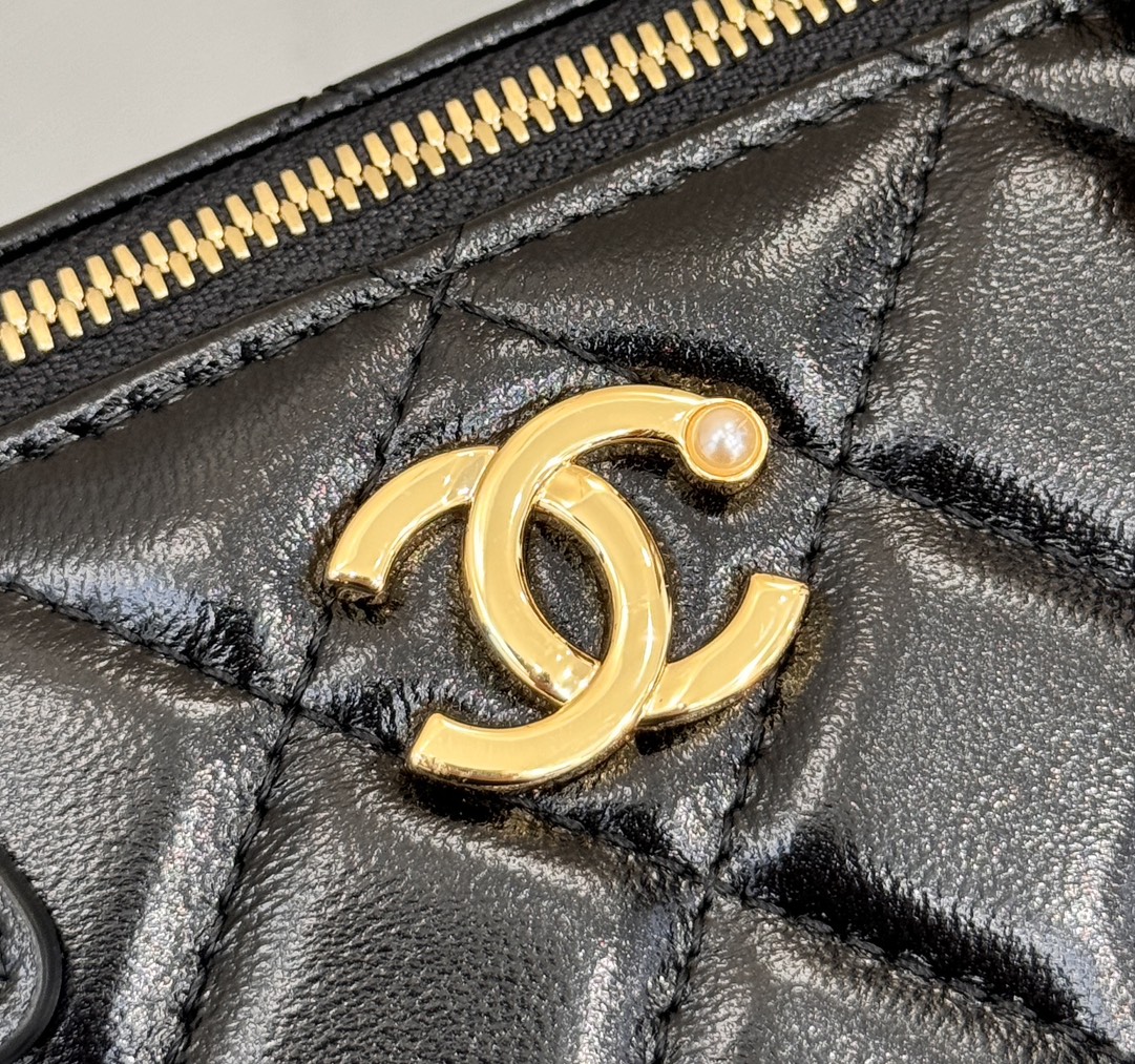 Long Vanity Case with Chain & Pearl Detail in Black Quilted Lambskin with Light Gold-Tone Hardware - Mocuir