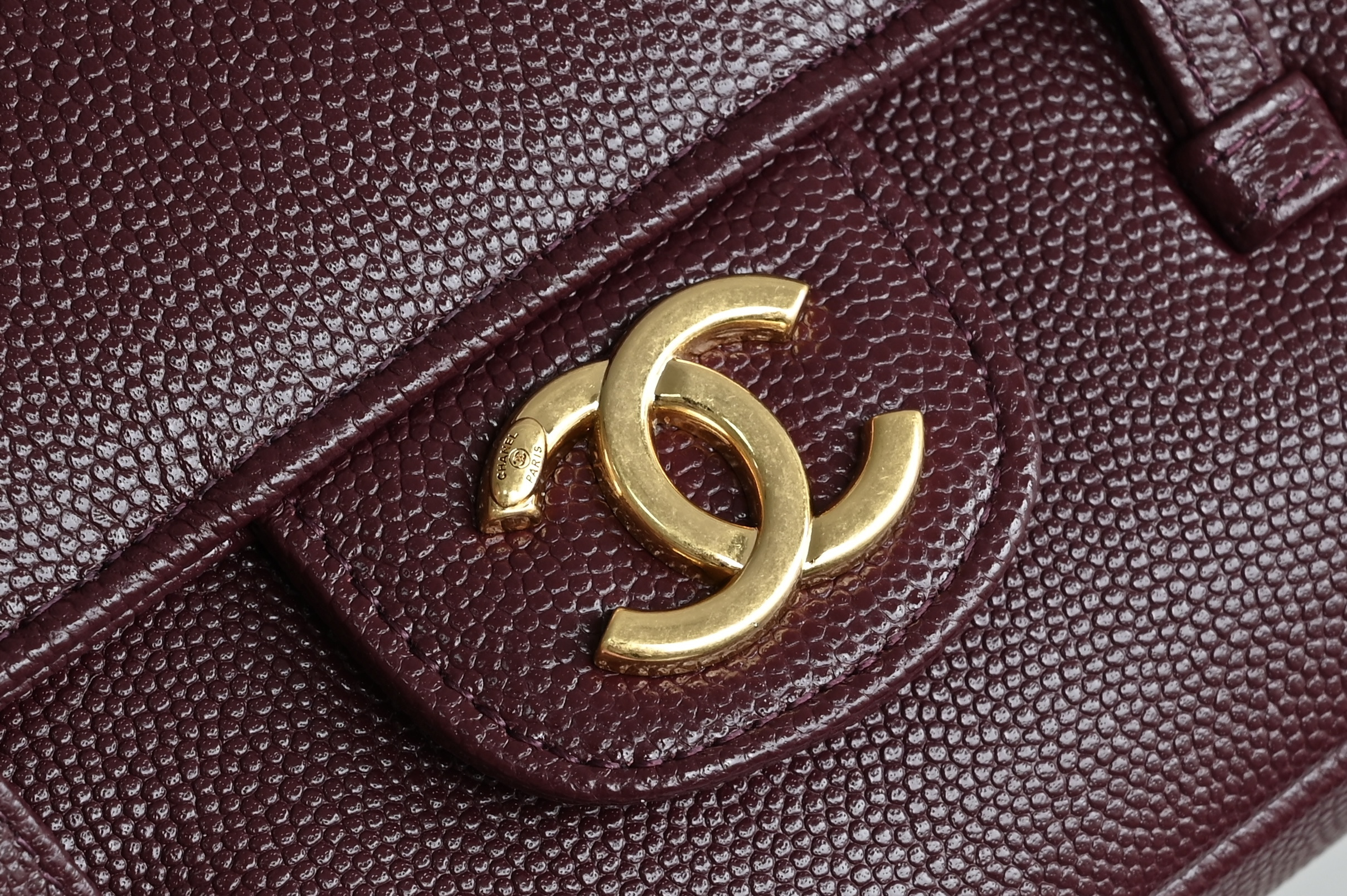 Preppy Coco Small Flap Bag in Burgundy Caviar Leather - Mocuir