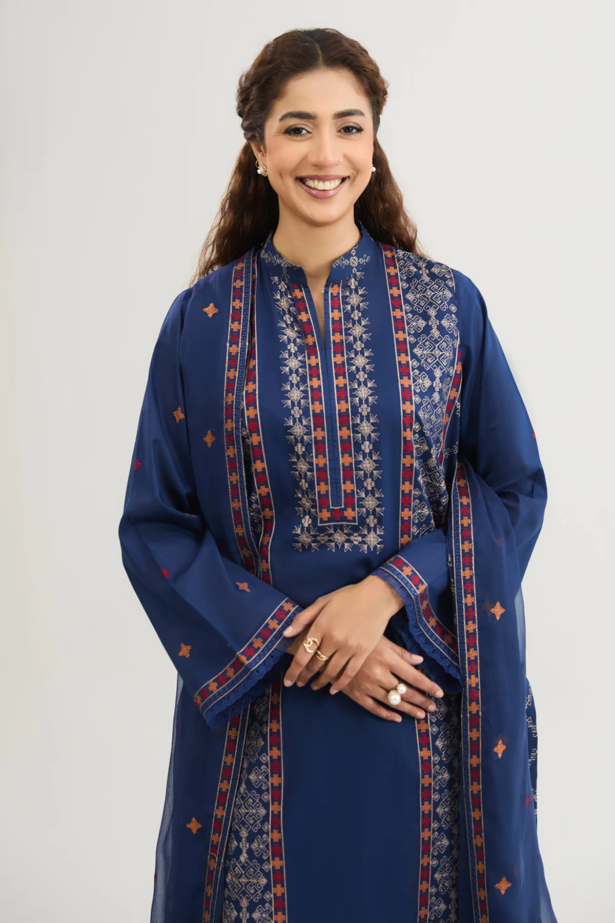 LAWN | EMBROIDERED