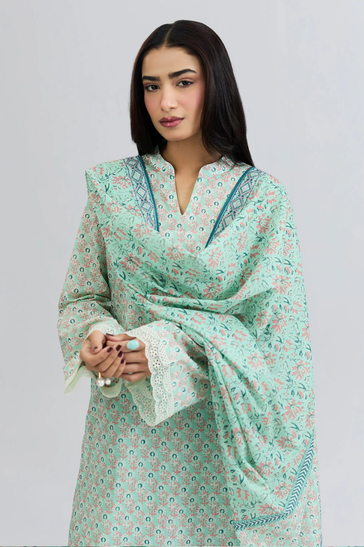 LAWN | EMBROIDERED