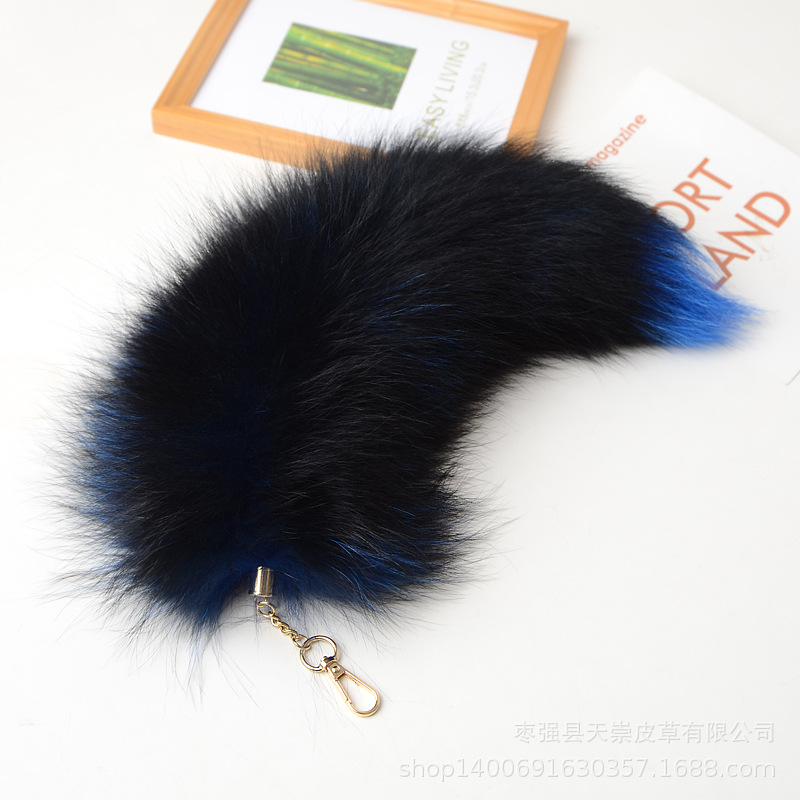 Fox tail pendant