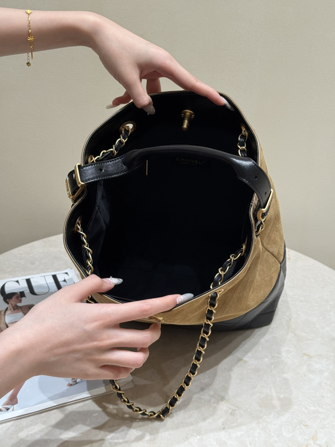 25A Pre-Fall Collection AS5634 Hobo Bucket Bag in Caramel Suede Calfskin & Black Lambskin with Antique Gold-Tone Hardware - Mocuir