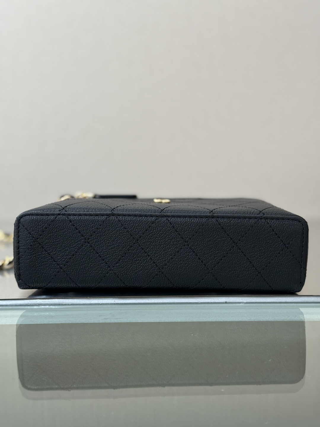 Clutch with Chain (LP Style Bag) - Mocuir