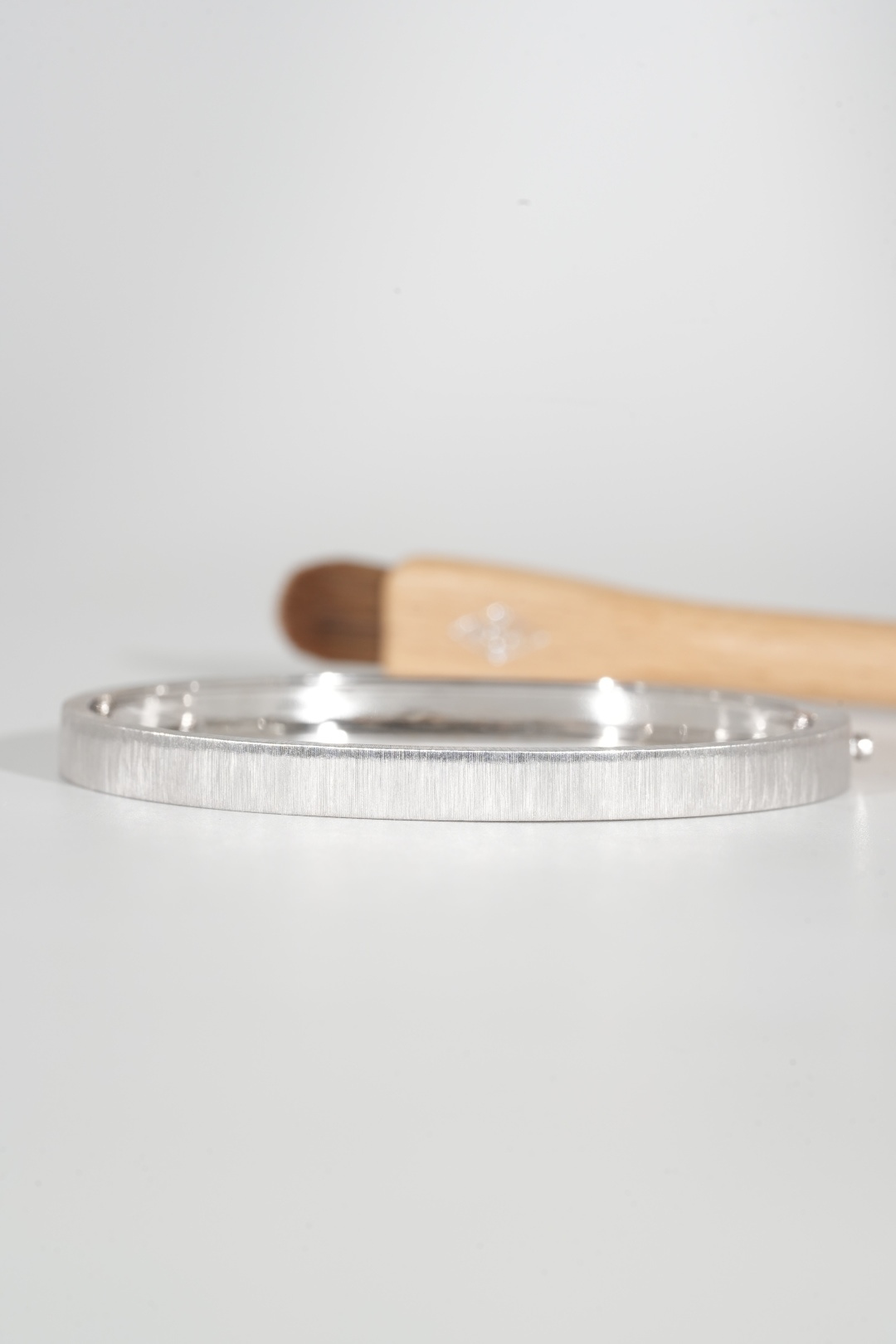Hand Brushed 18K Gold Clasp Bracelet