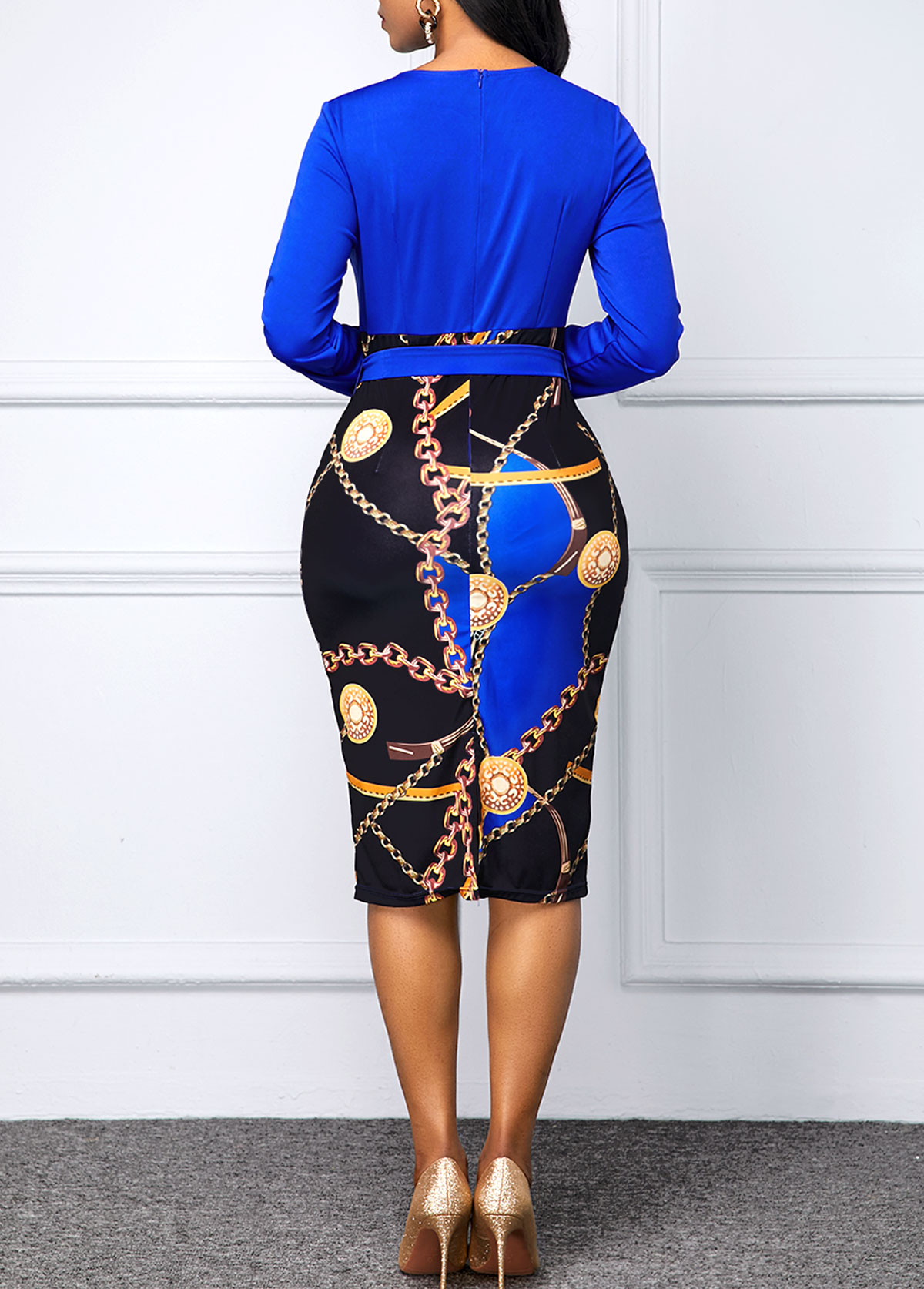 Belted Chain Print Round Neck Dress