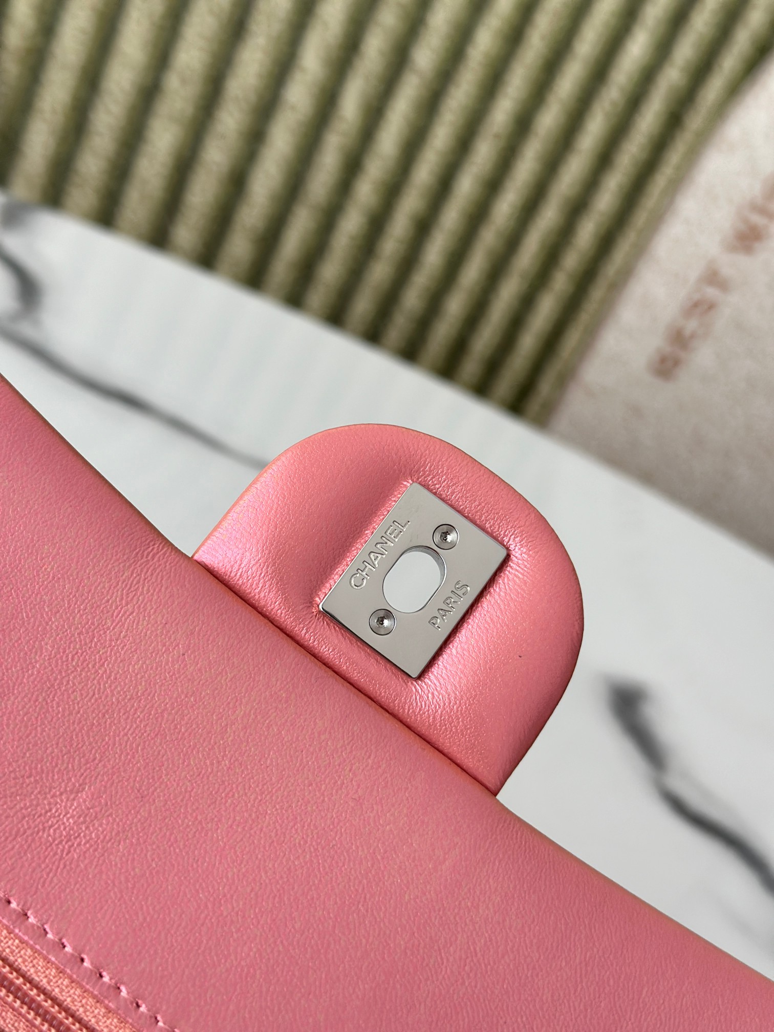 20C Spring Summer Iridescent Light Pink Calfskin Classic Flap Bag - Mocuir